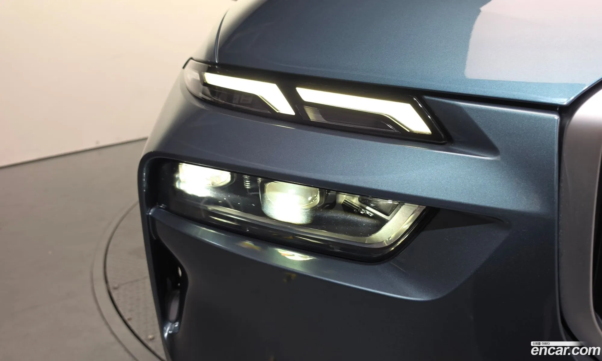 BMW X7 2023 WBA21EM0XP9P13522 — 9