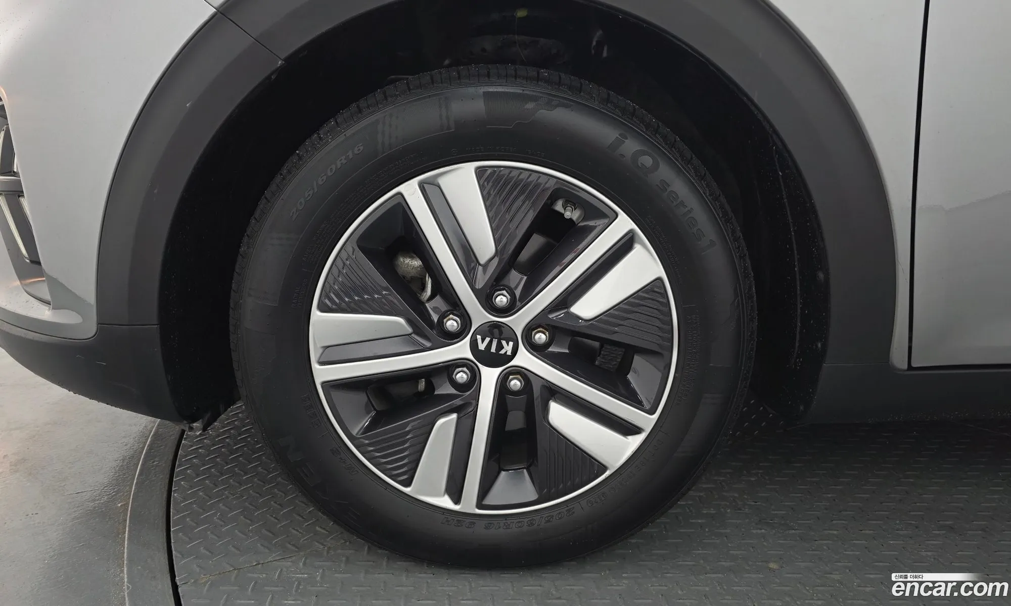 Kia Niro 2020 KNACB81CGLA384666 — 9