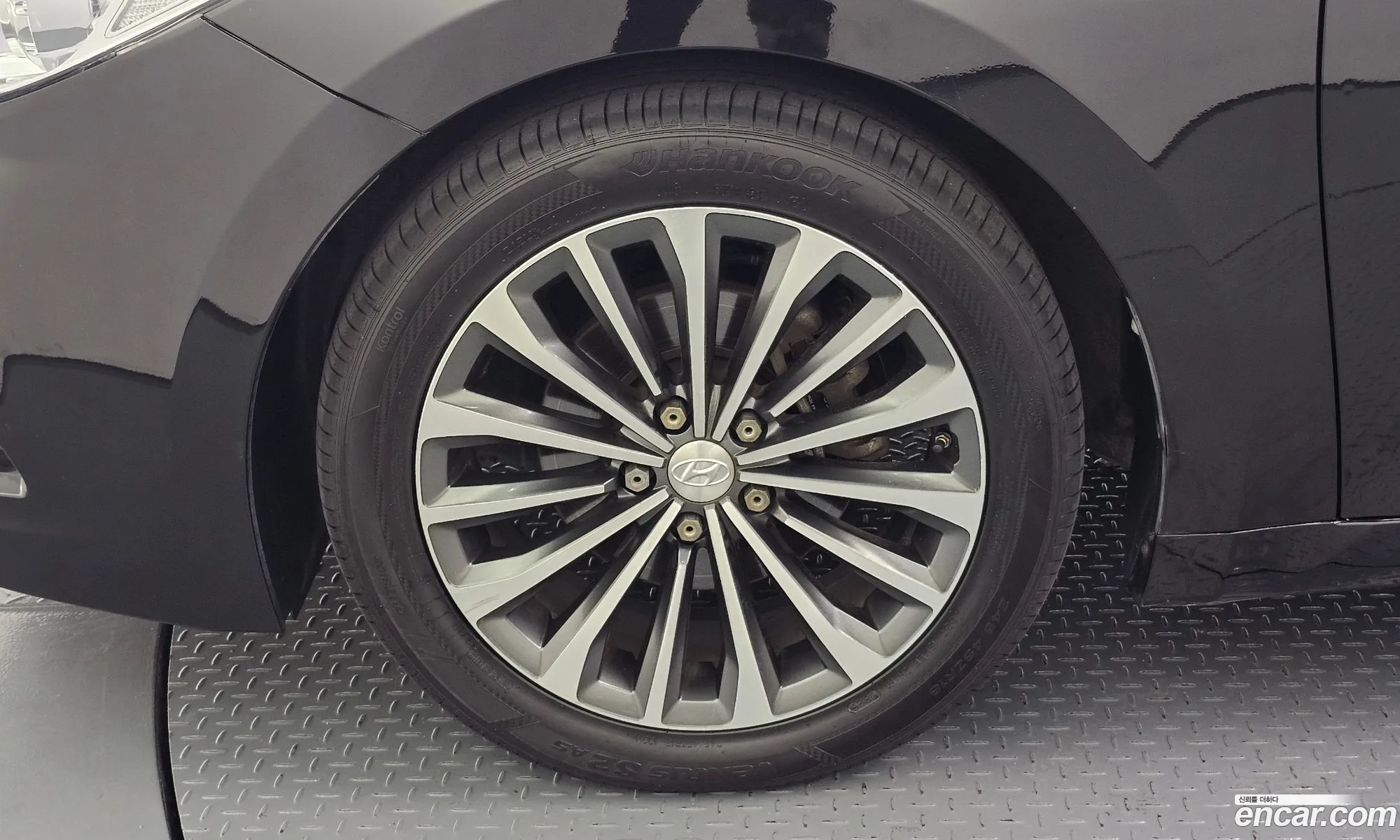 Hyundai Grandeur HG 2014 — 12