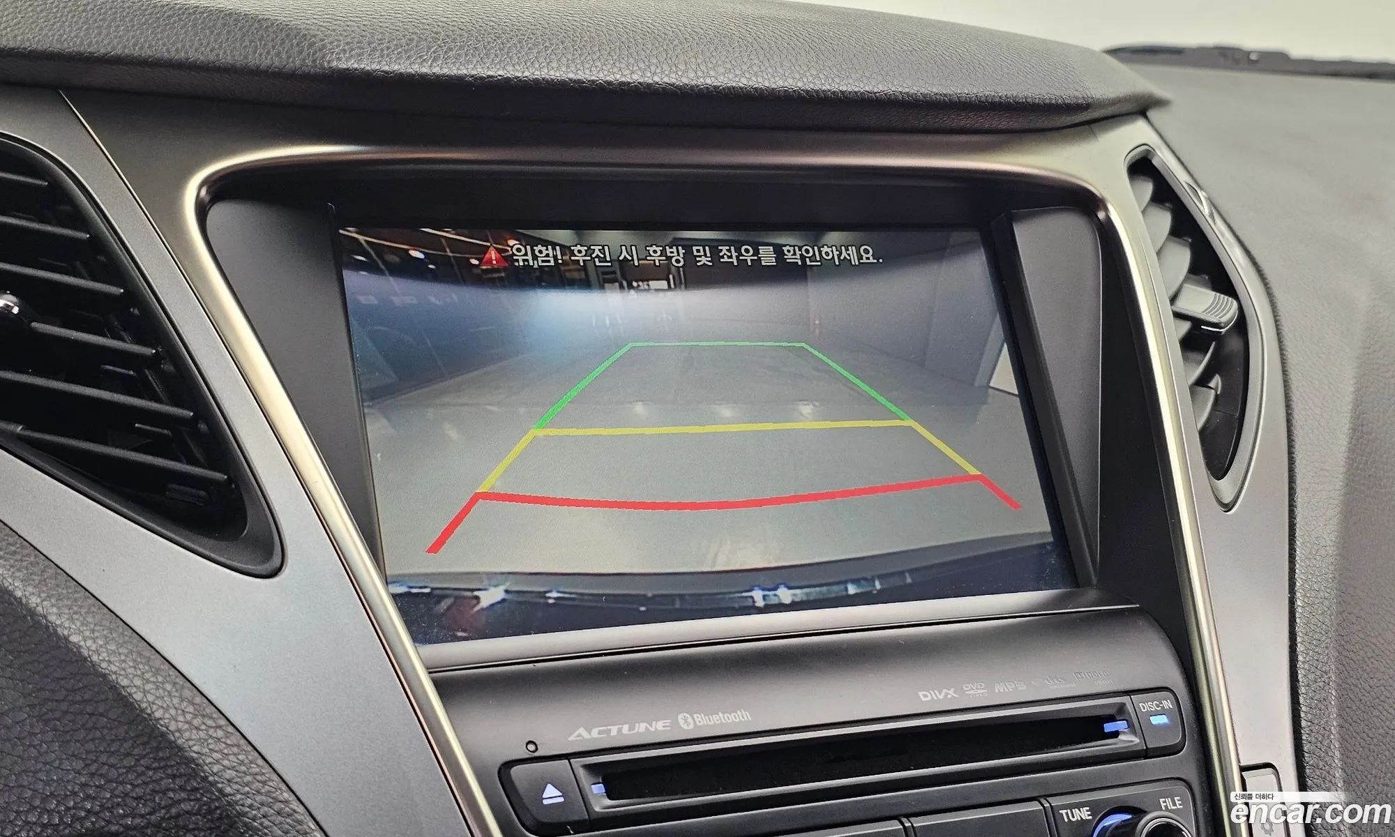 Hyundai Grandeur HG 2014 — 18