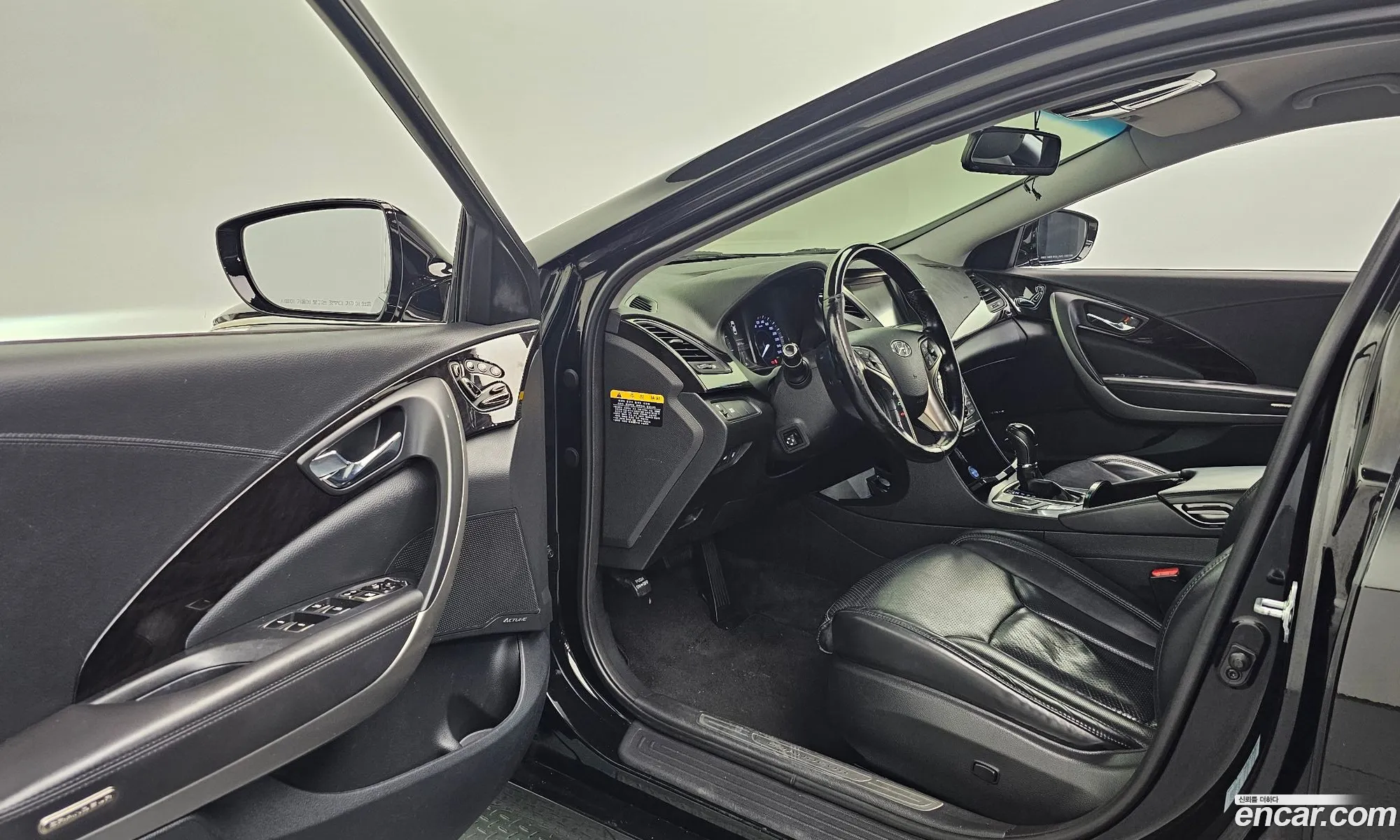 Hyundai Grandeur HG 2014 — 6