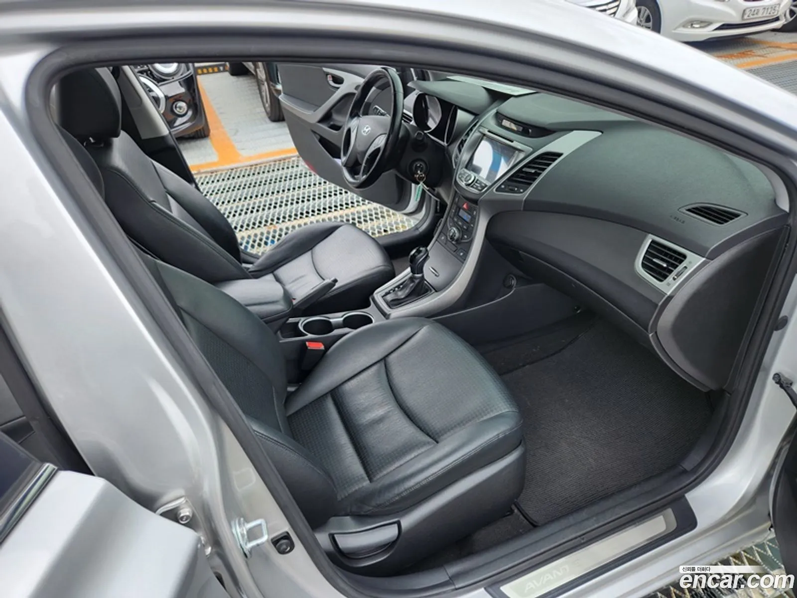 Hyundai Elantra 2014 — 13