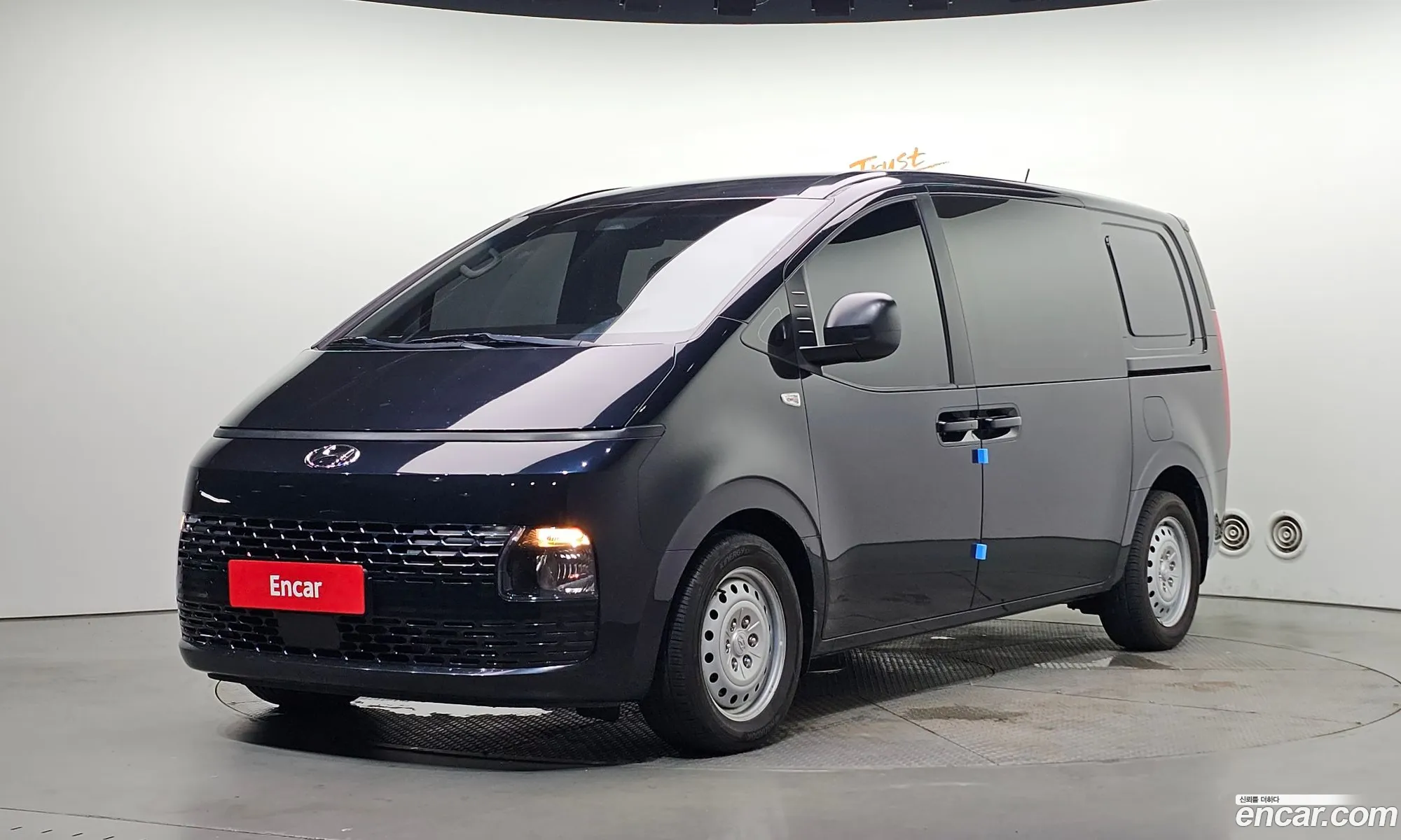Hyundai Staria 2022 KMFYGX71BNU046439 — 7