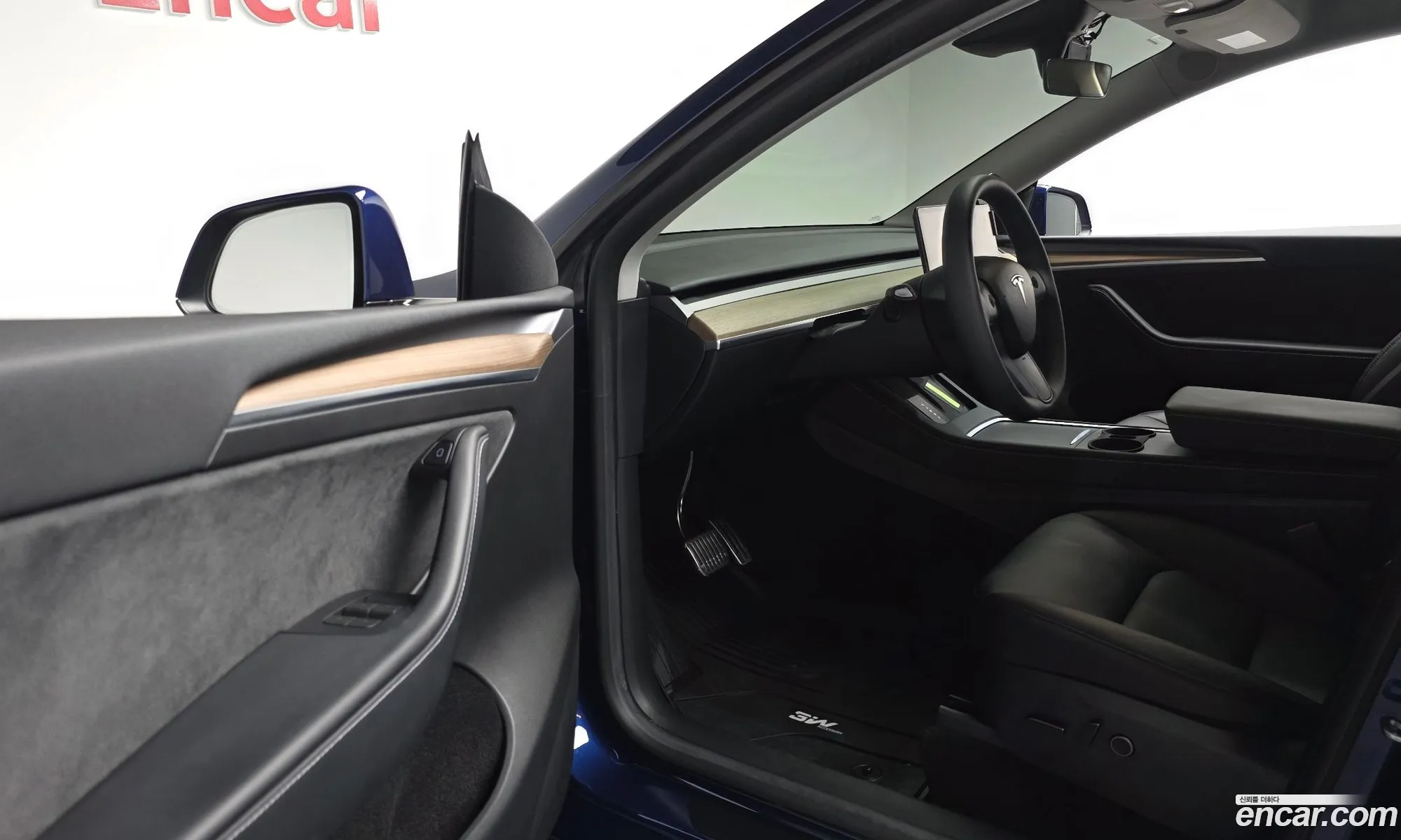 Tesla Model Y 2023 LRWYGCFS1PC074834 — 12