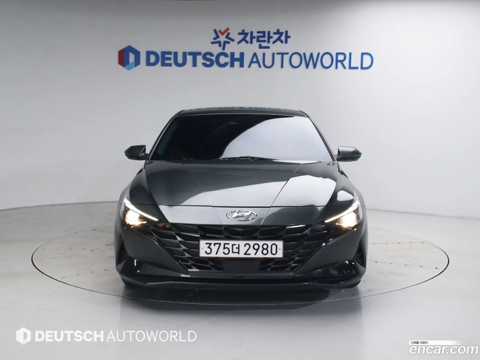 Hyundai Elantra 2022 — 18