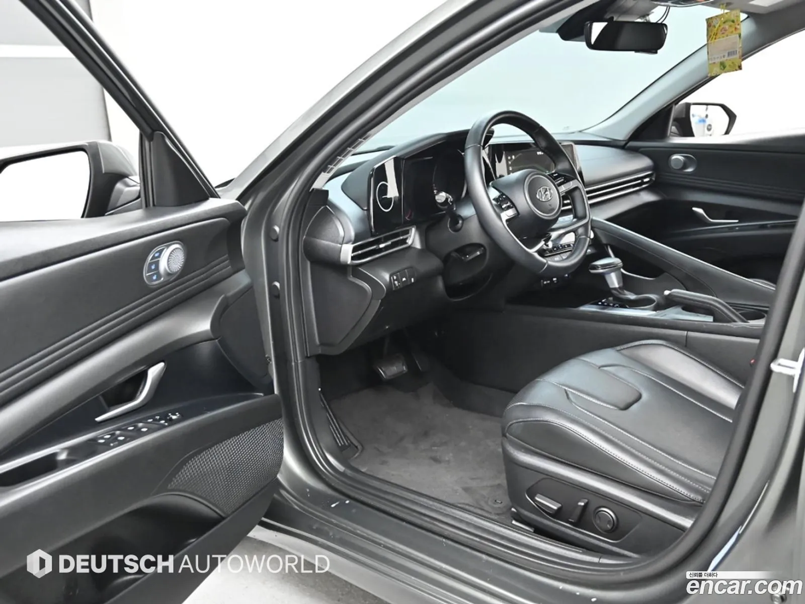 Hyundai Elantra 2022 — 8