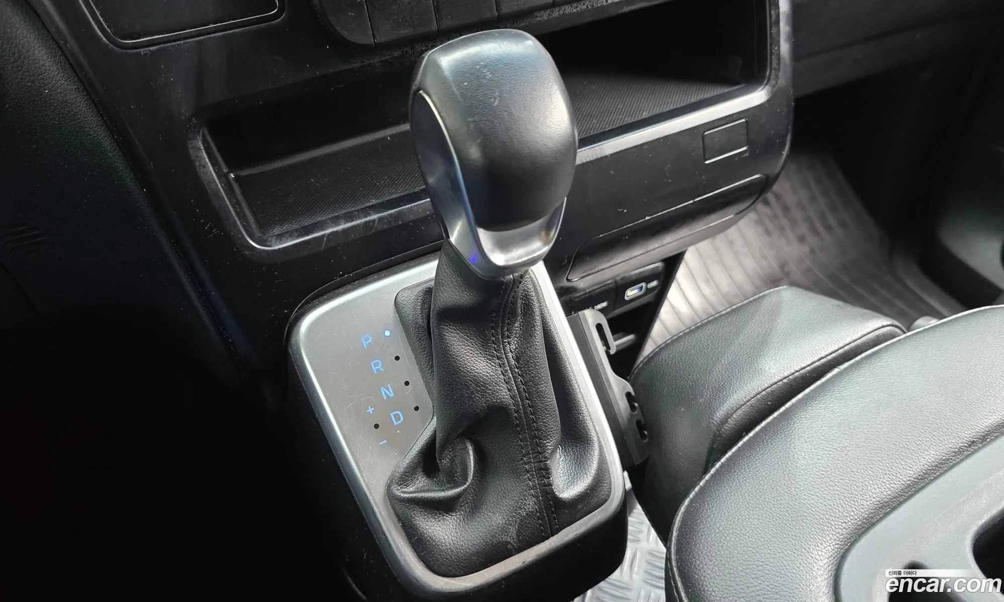 Hyundai Staria 2021 — 7
