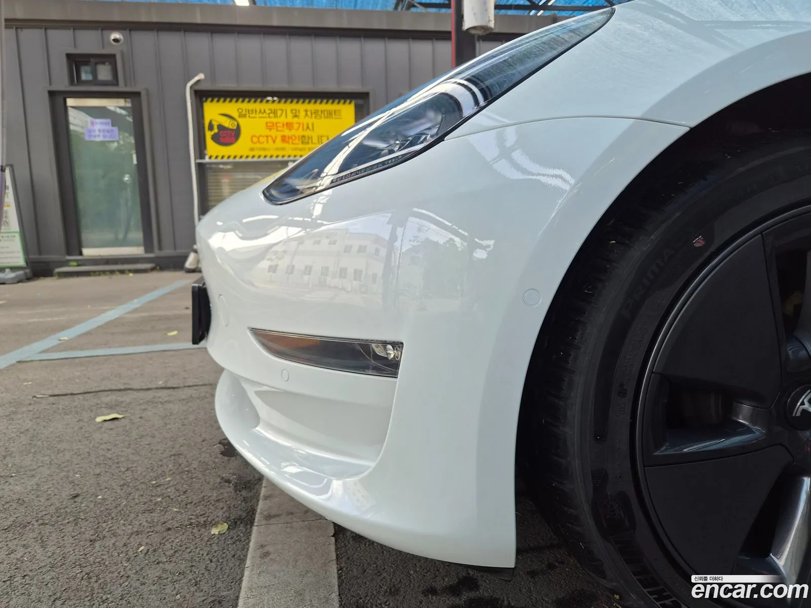 Tesla Model 3 2022 — 16