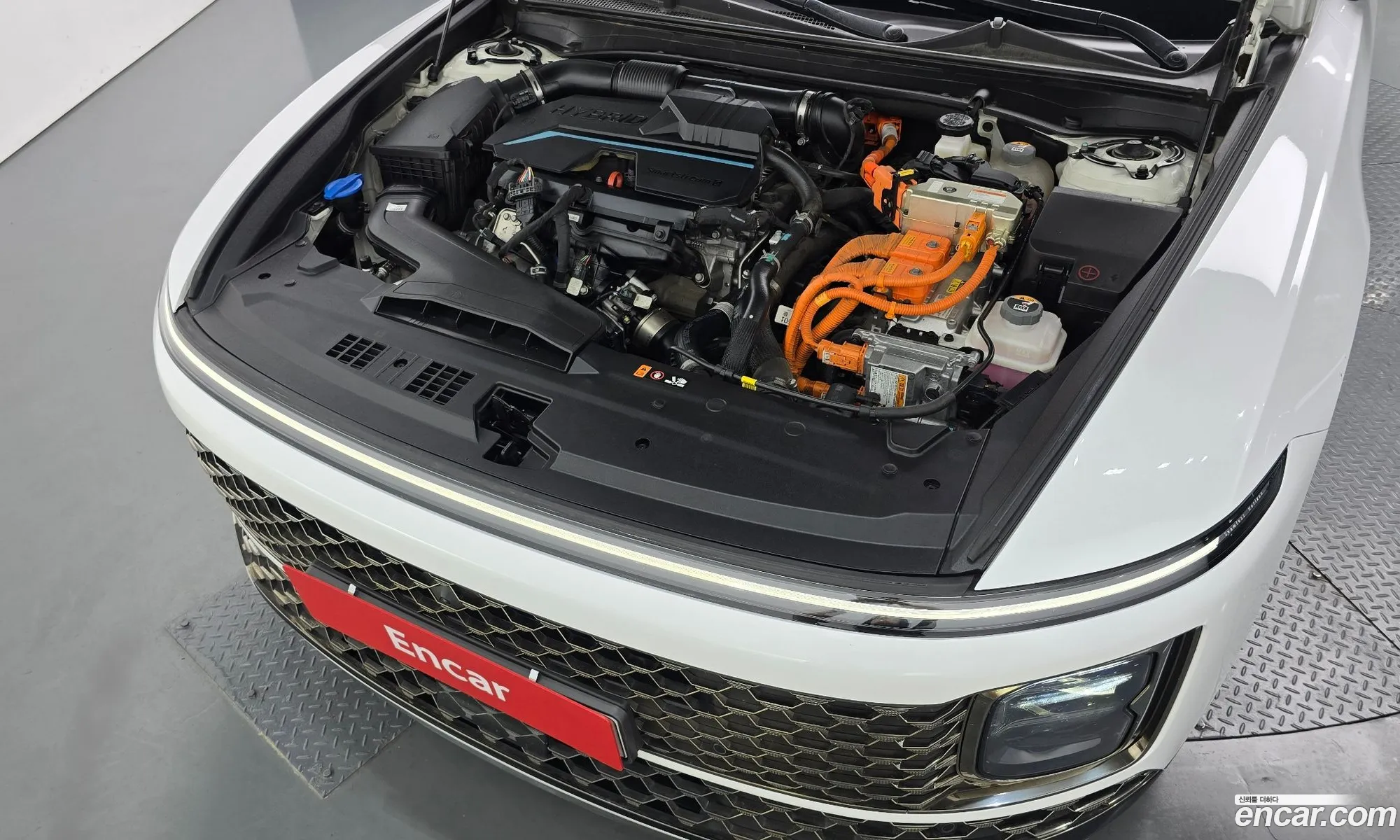 Hyundai Grandeur Hybrid 2023 — 13