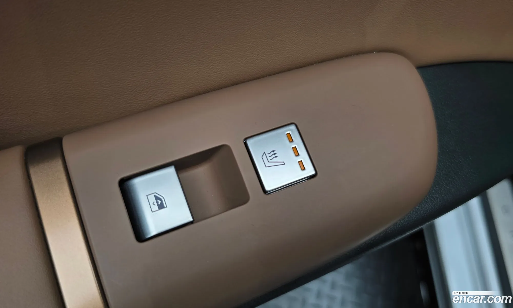 Hyundai Grandeur Hybrid 2023 — 9