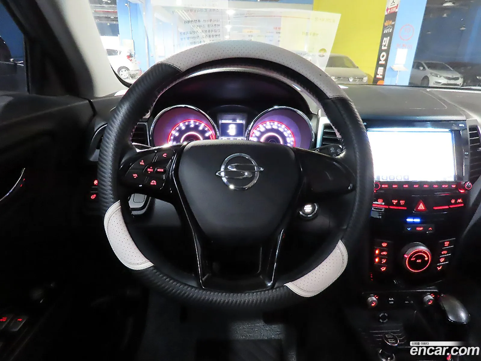 KG Mobility (SsangYong) Tivoli 2017 — 4