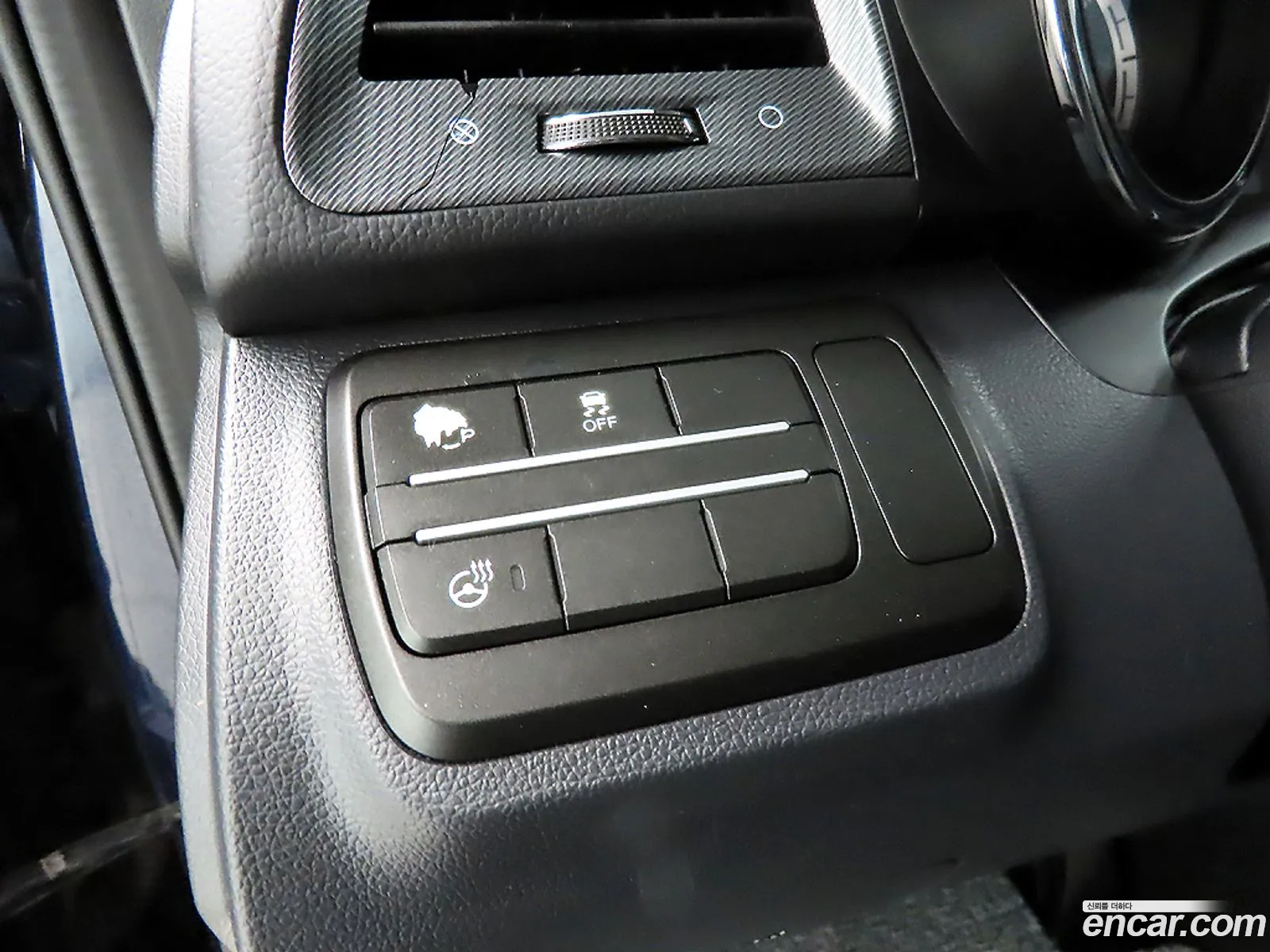 KG Mobility (SsangYong) Tivoli 2017 — 3