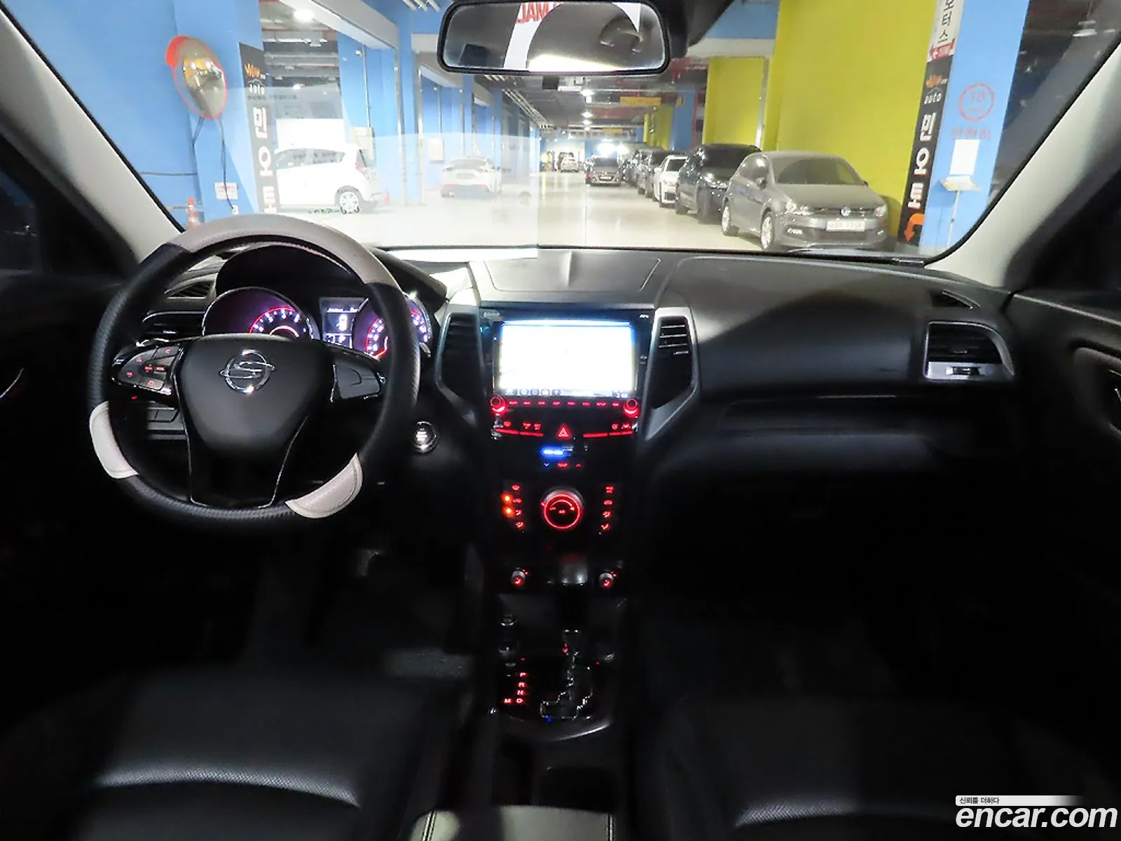KG Mobility (SsangYong) Tivoli 2017 — 19