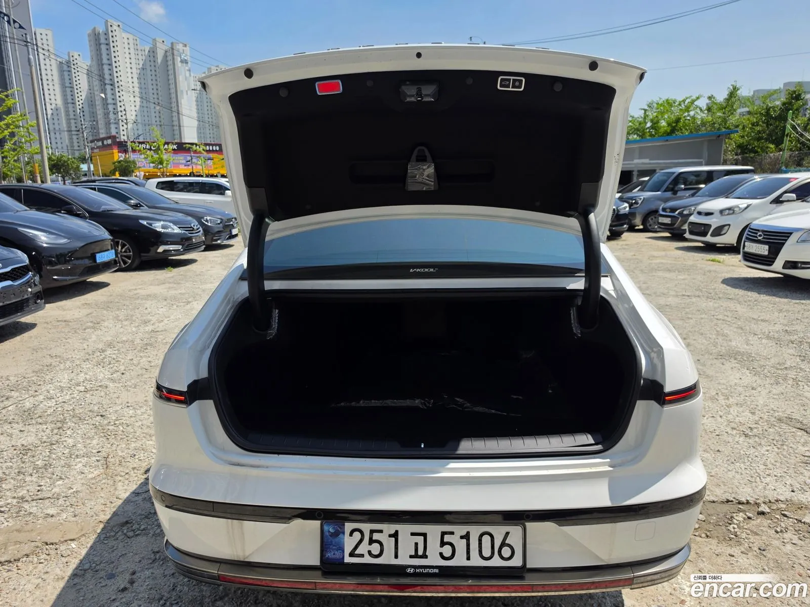 Hyundai Grandeur Hybrid 2025 — 6