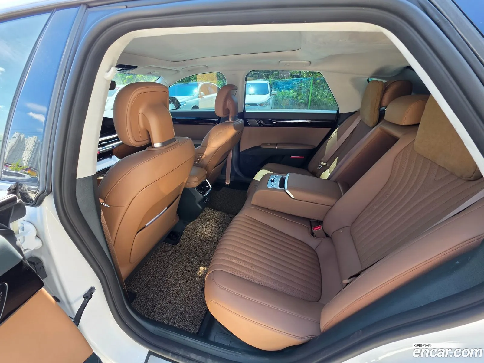 Hyundai Grandeur Hybrid 2025 — 14