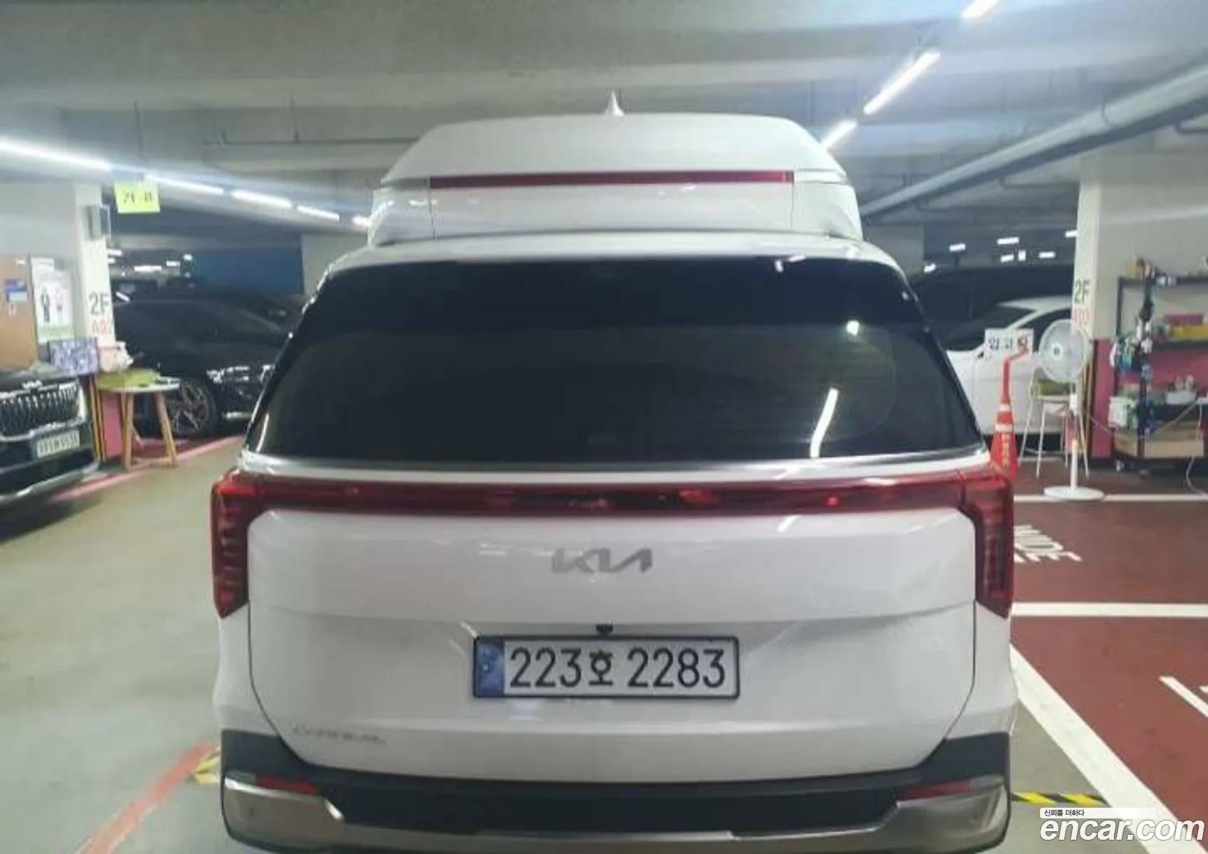 Kia Carnival 2025 — 10