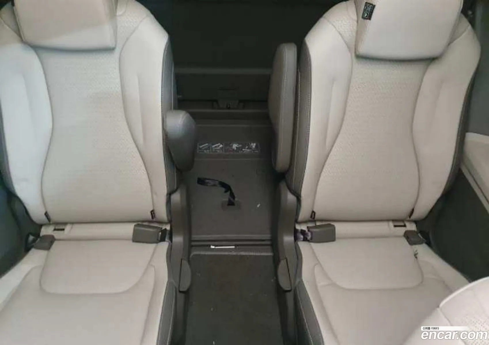 Kia Carnival 2025 — 6