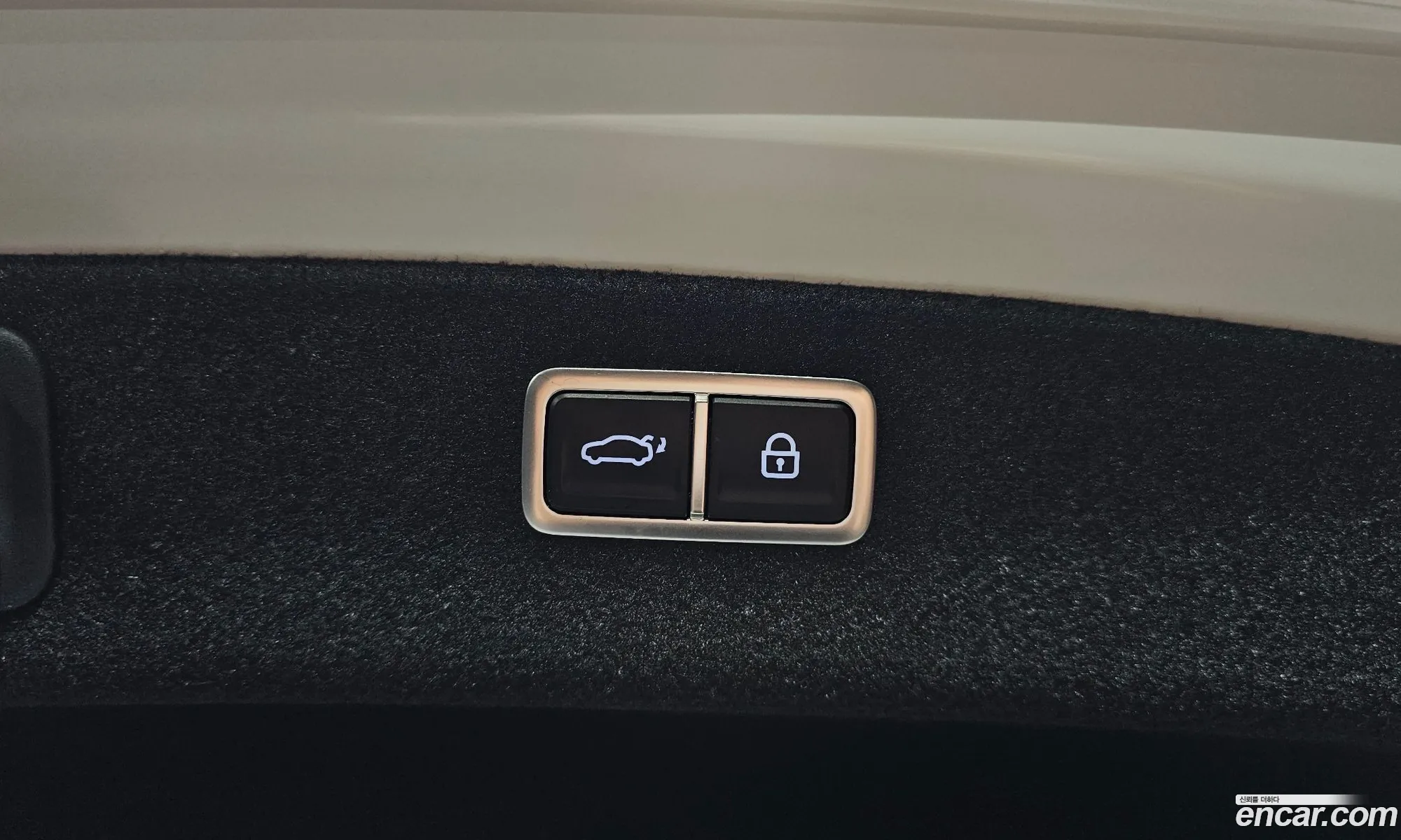 Genesis G80 2023 KMTGB41CDPU176137 — 18