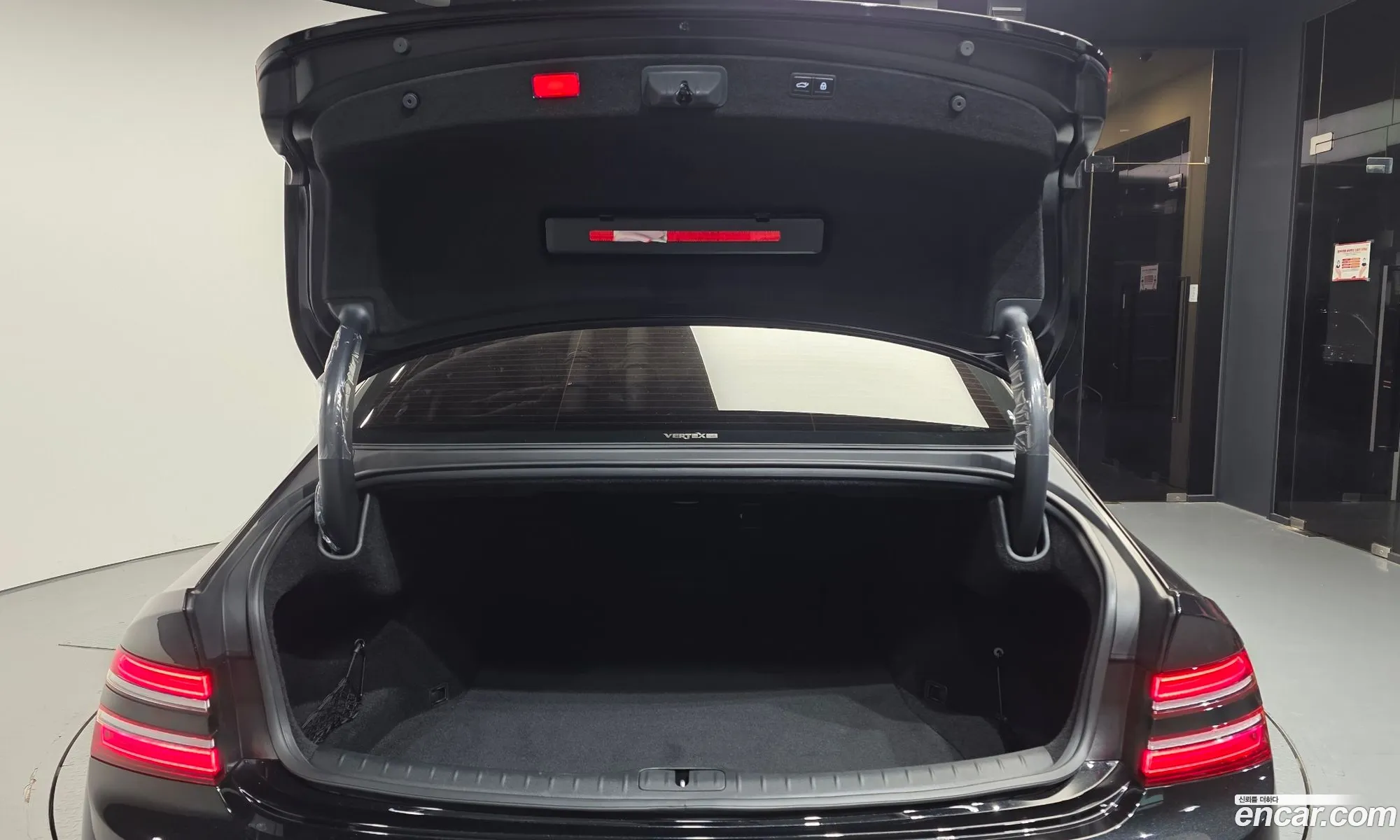 Genesis G80 2026 KMTGB41CDTU324623 — 17