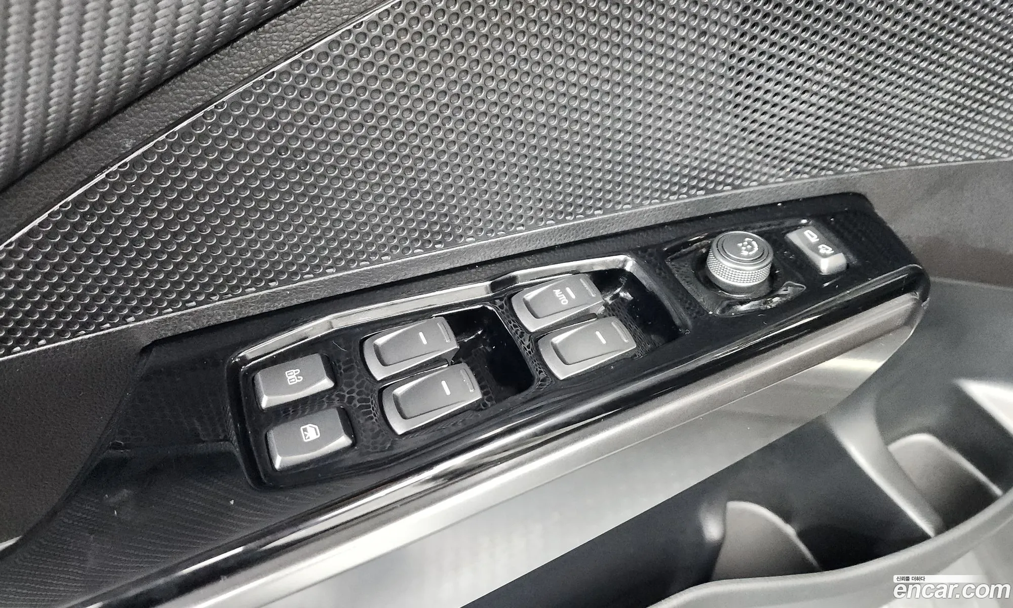 KG Mobility (SsangYong) Tivoli 2019 — 26