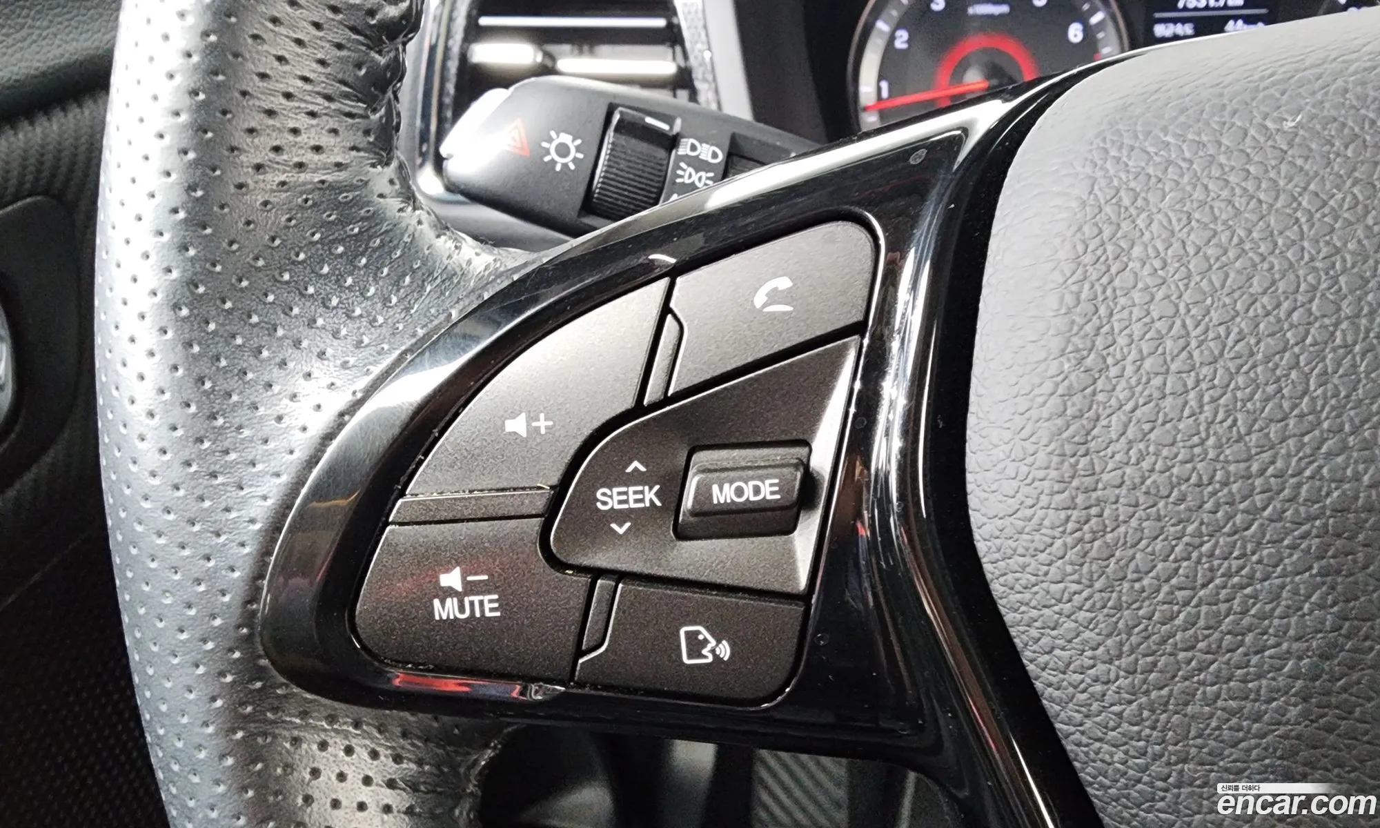 KG Mobility (SsangYong) Tivoli 2019 — 17