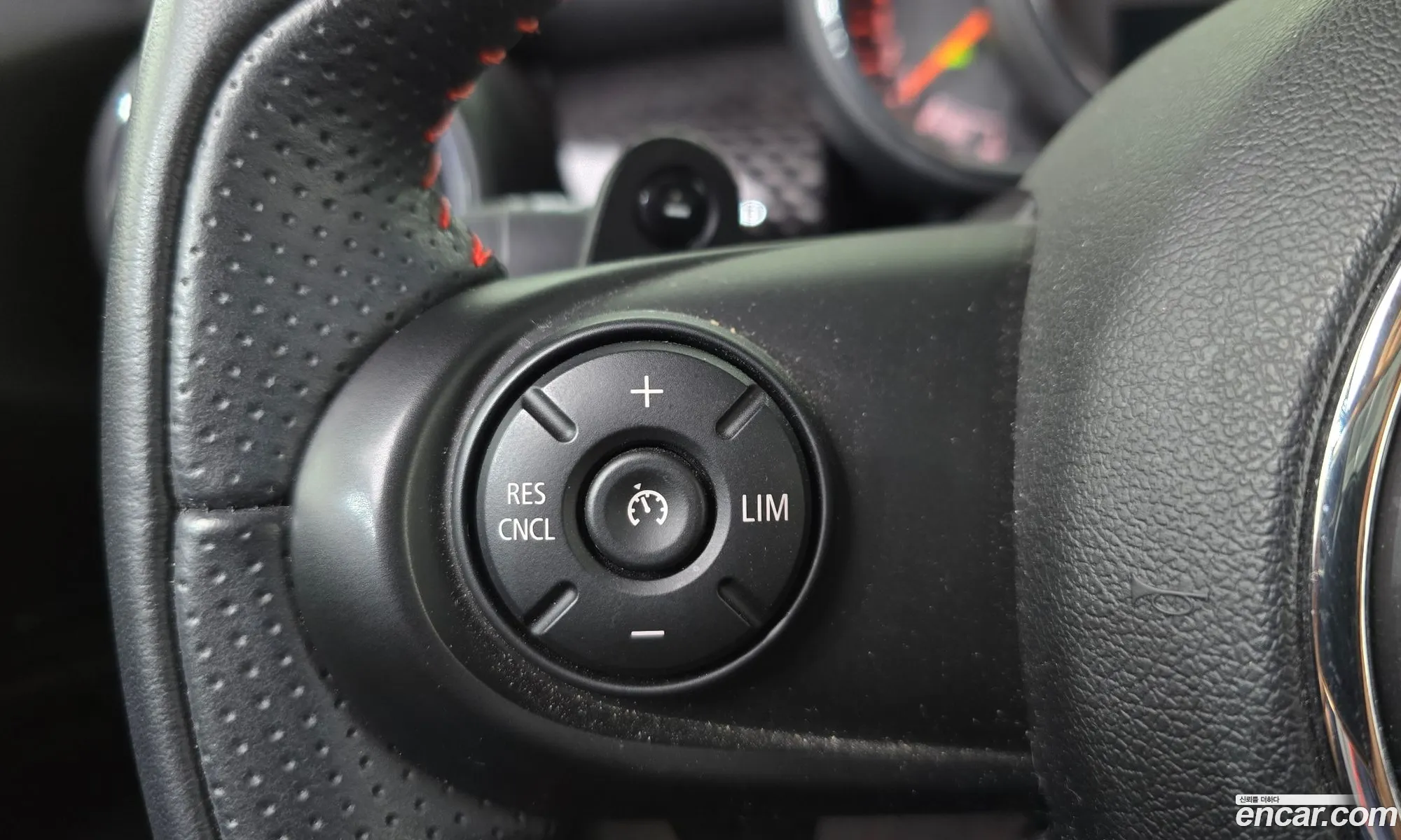 Mini Cooper S 2018 WMWXU3108K2D47098 — 24