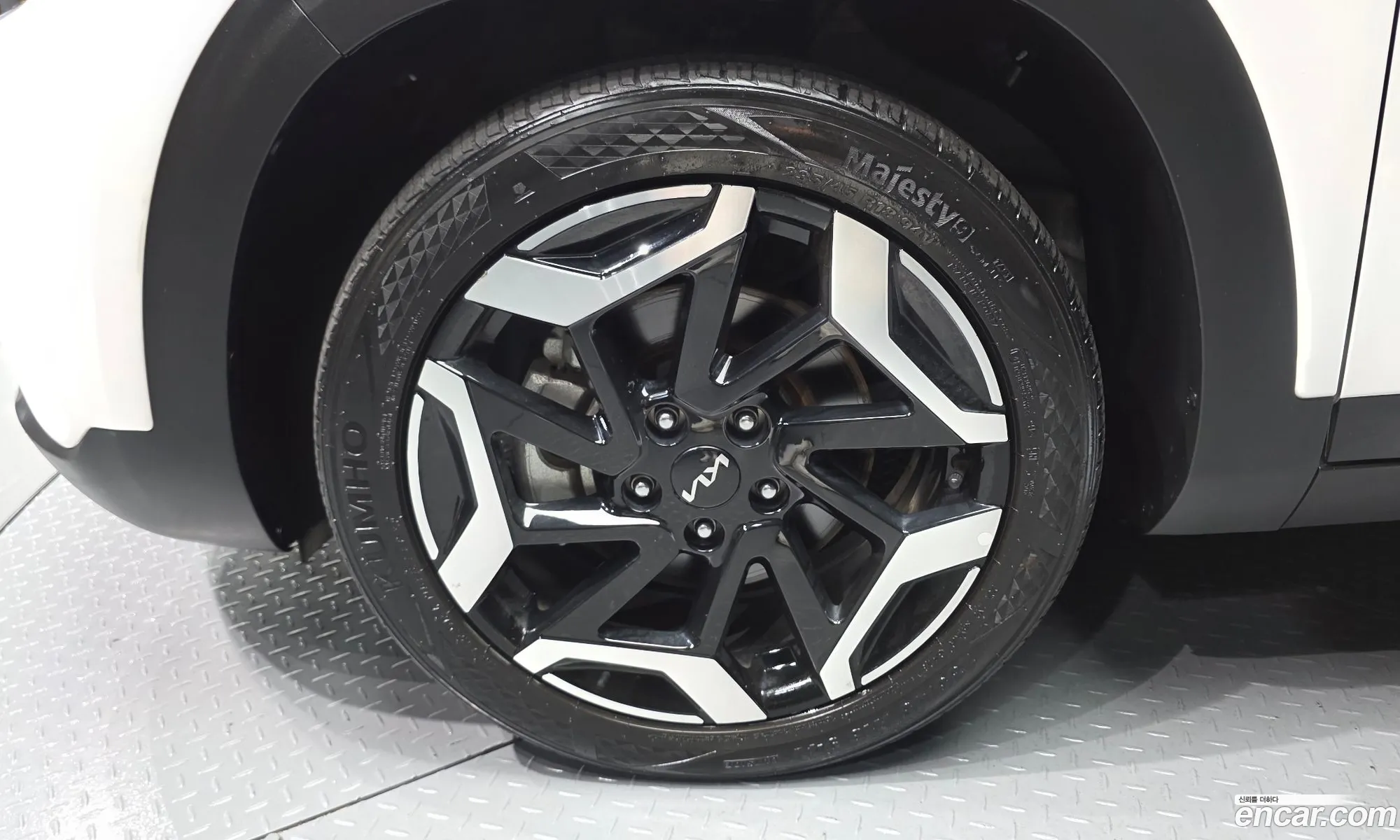 Kia Seltos 2023 KNAET817BRK560973 — 19