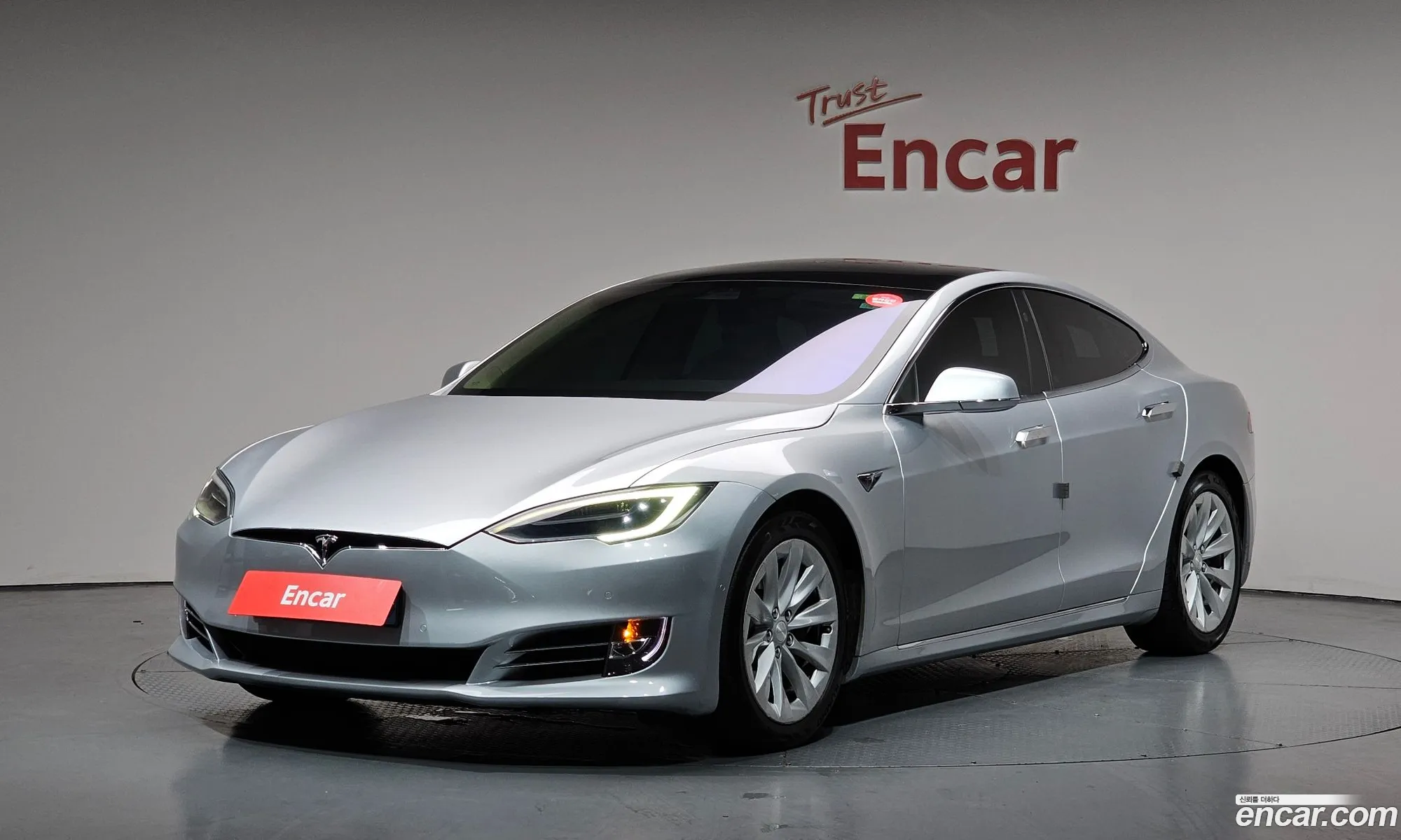 Tesla Model S 2017 5YJSA1E28HF214317 — 10