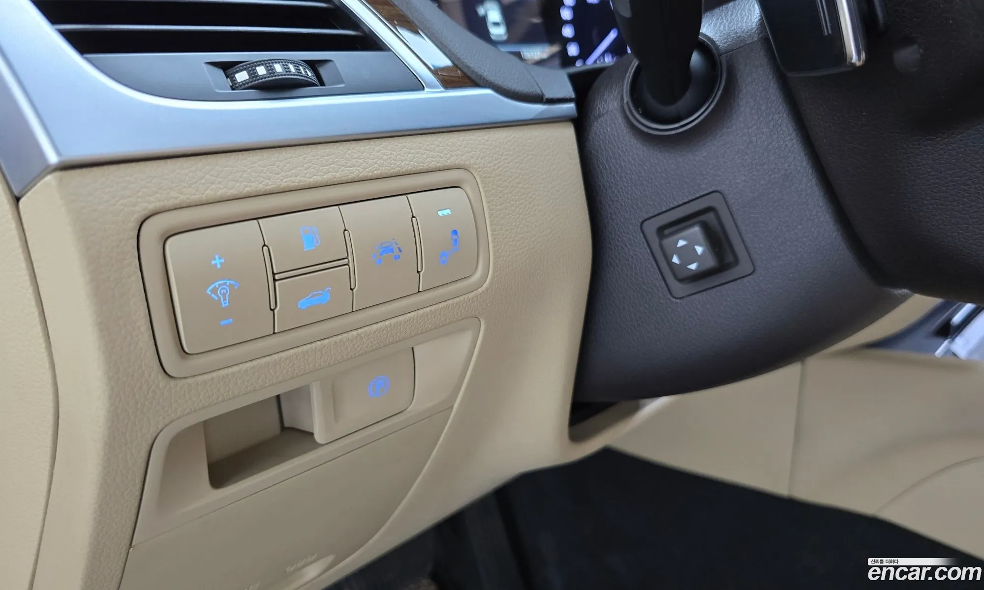 Genesis G80 2017 KMHGL41DDJU237500 — 26