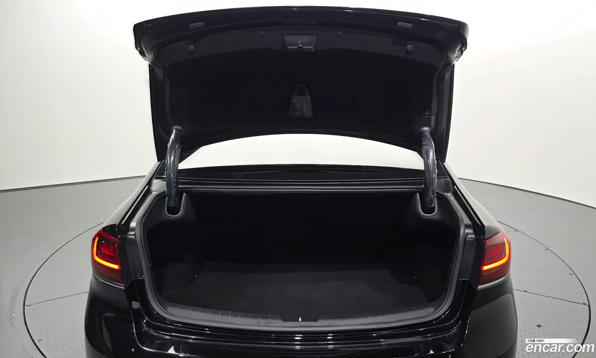 Kia K7 Premier 2019 KNALB41BBLA200448 — 30