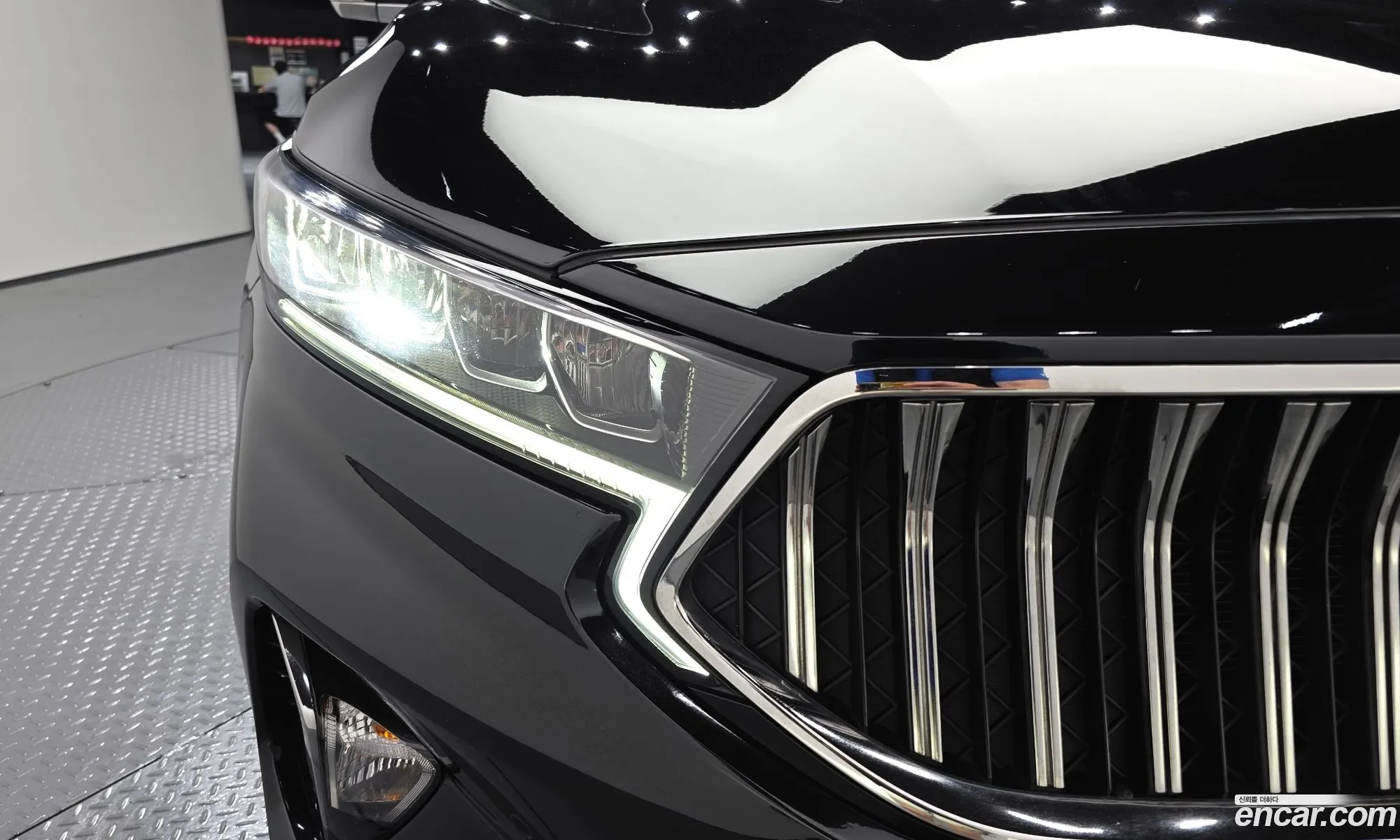 Kia K7 Premier 2019 KNALB41BBLA200448 — 3