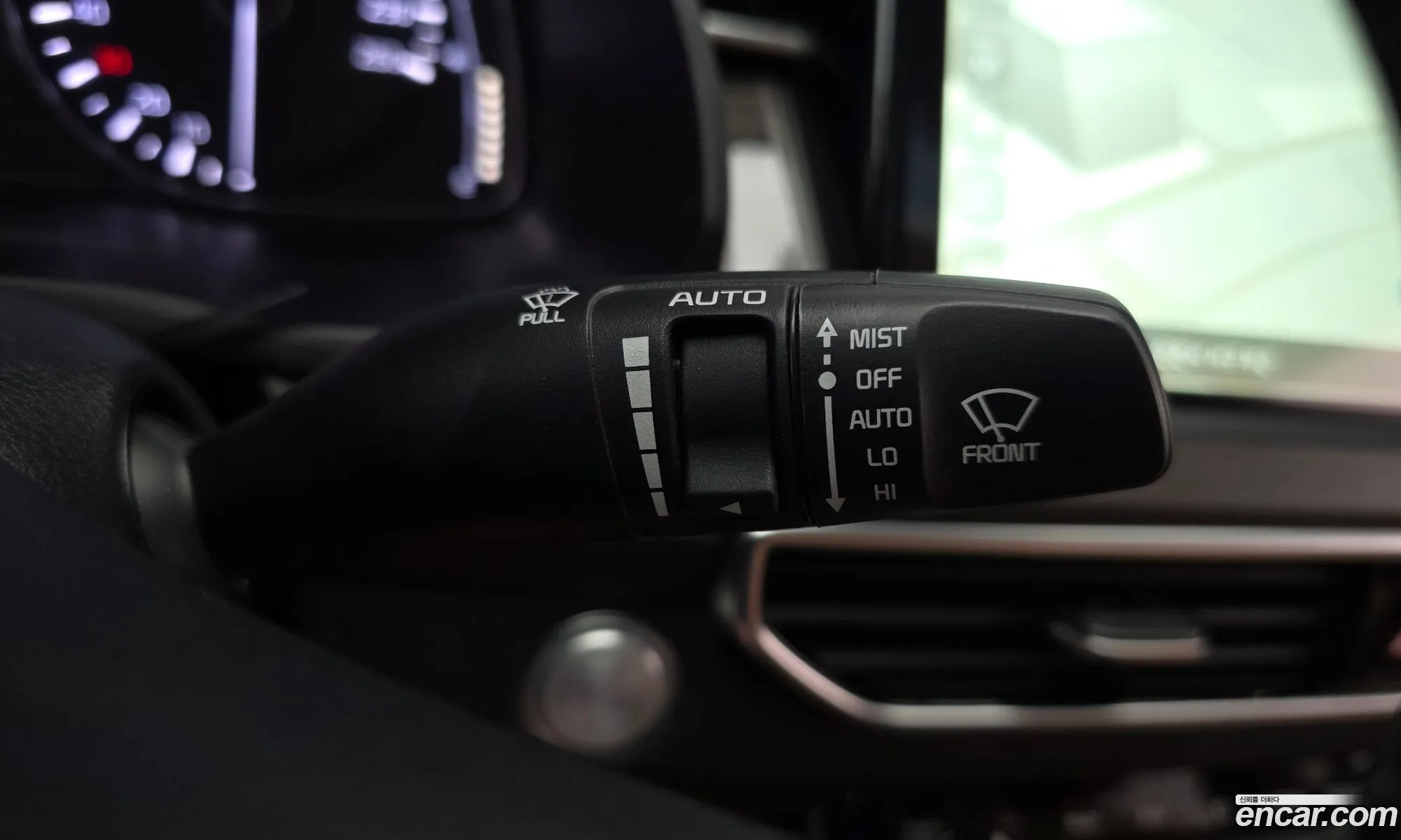 Kia K7 Premier 2019 KNALB41BBLA200448 — 4