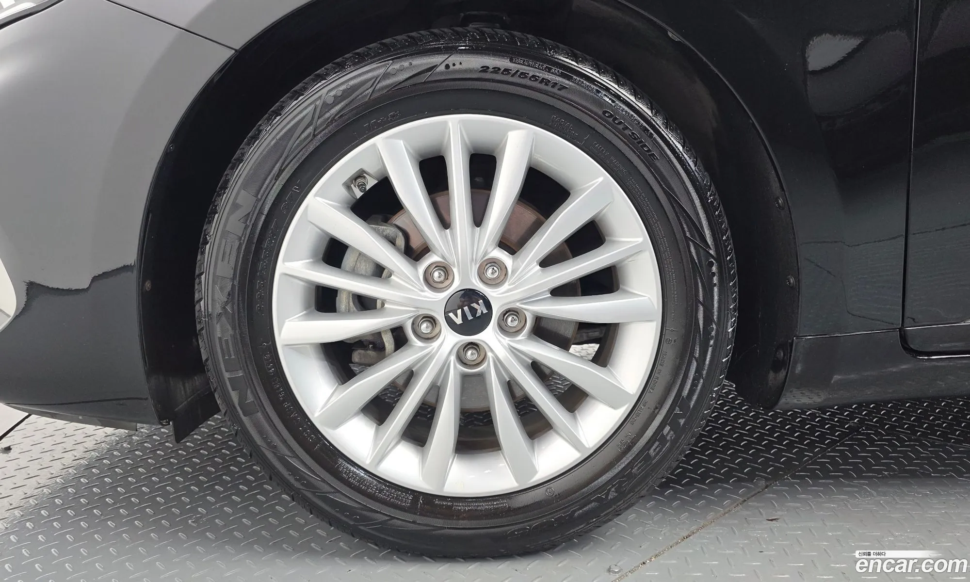 Kia K7 Premier 2019 KNALB41BBLA200448 — 24