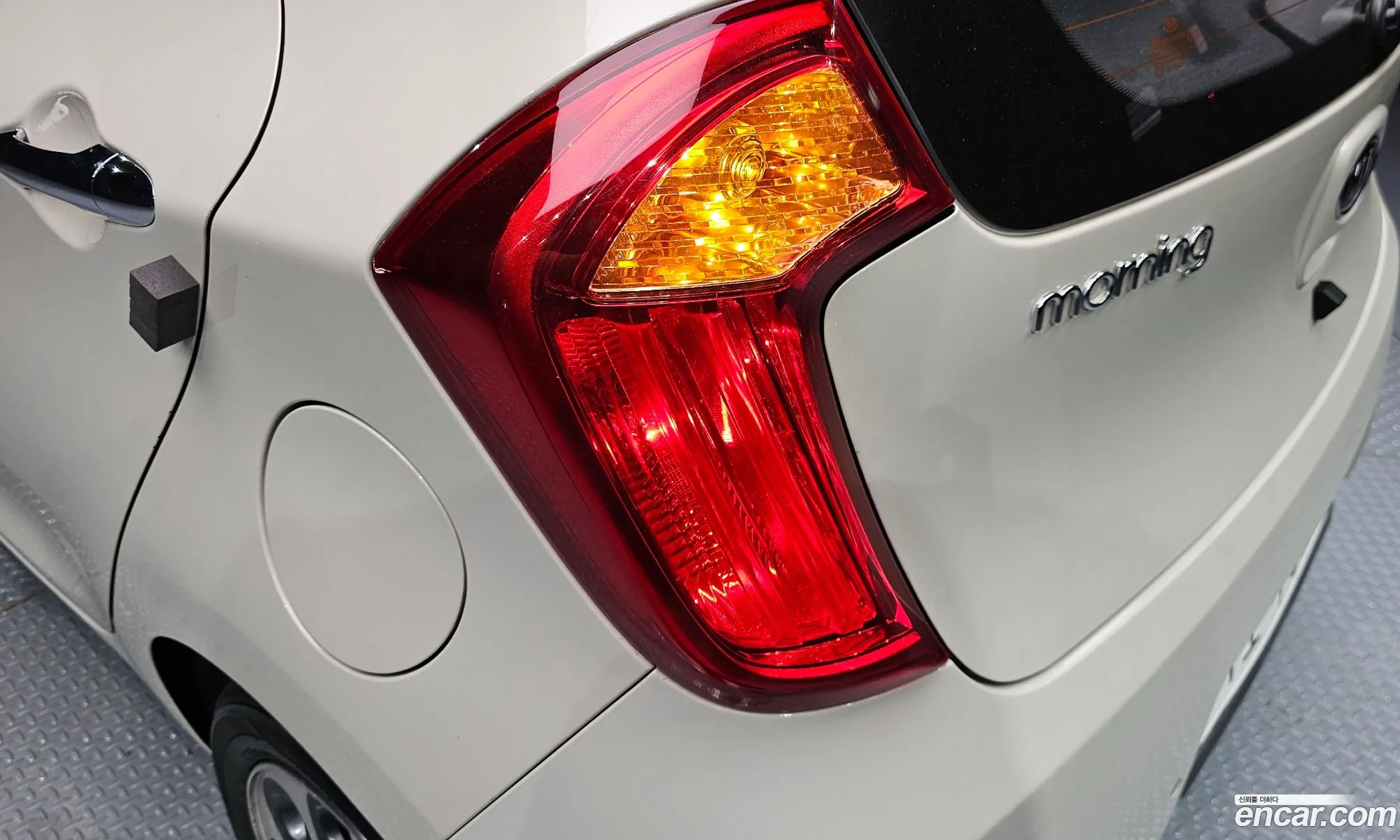 Kia Morning 2011 KNABX511BCT152272 — 28