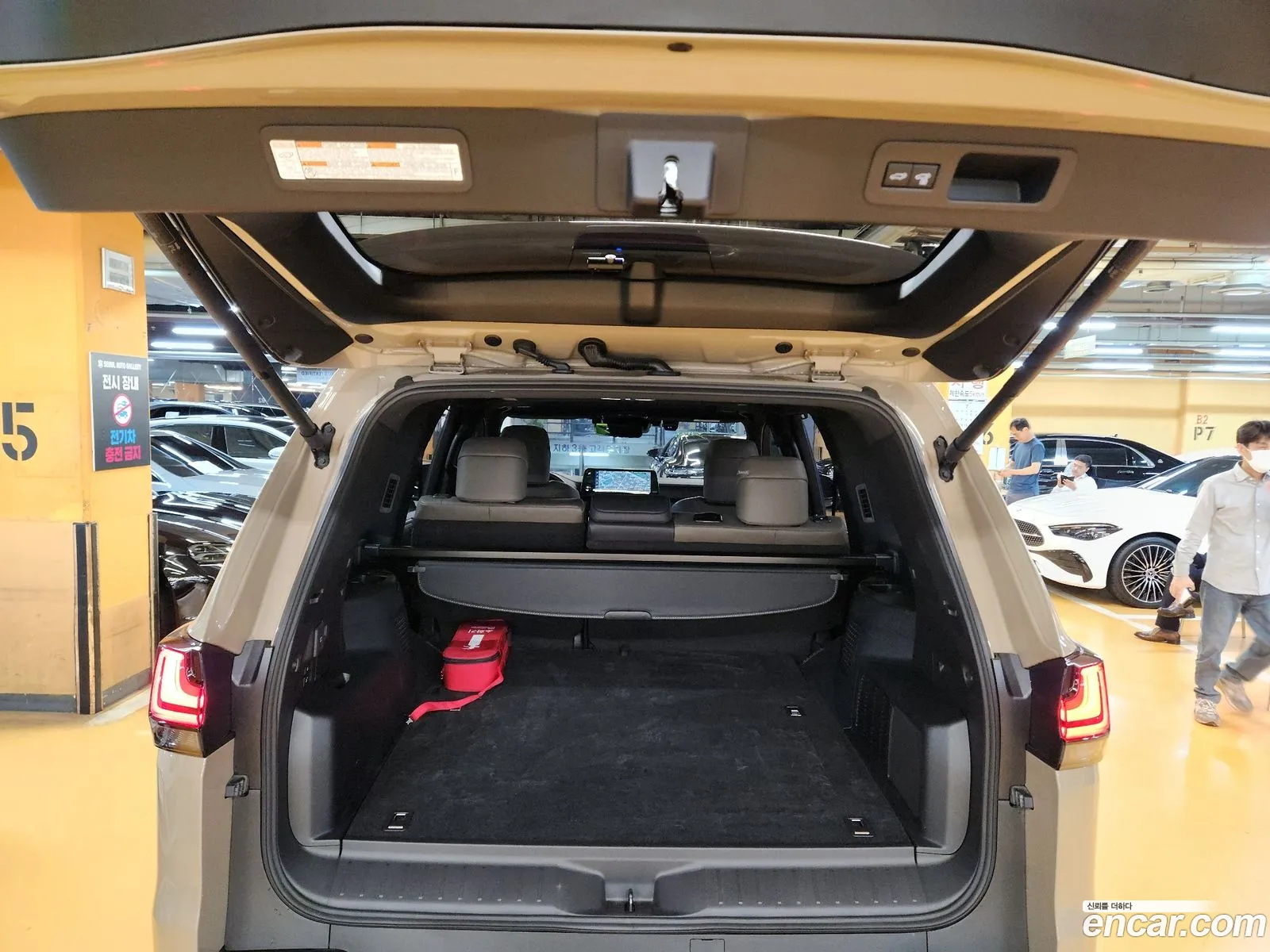 Lexus LX 2025 — 14
