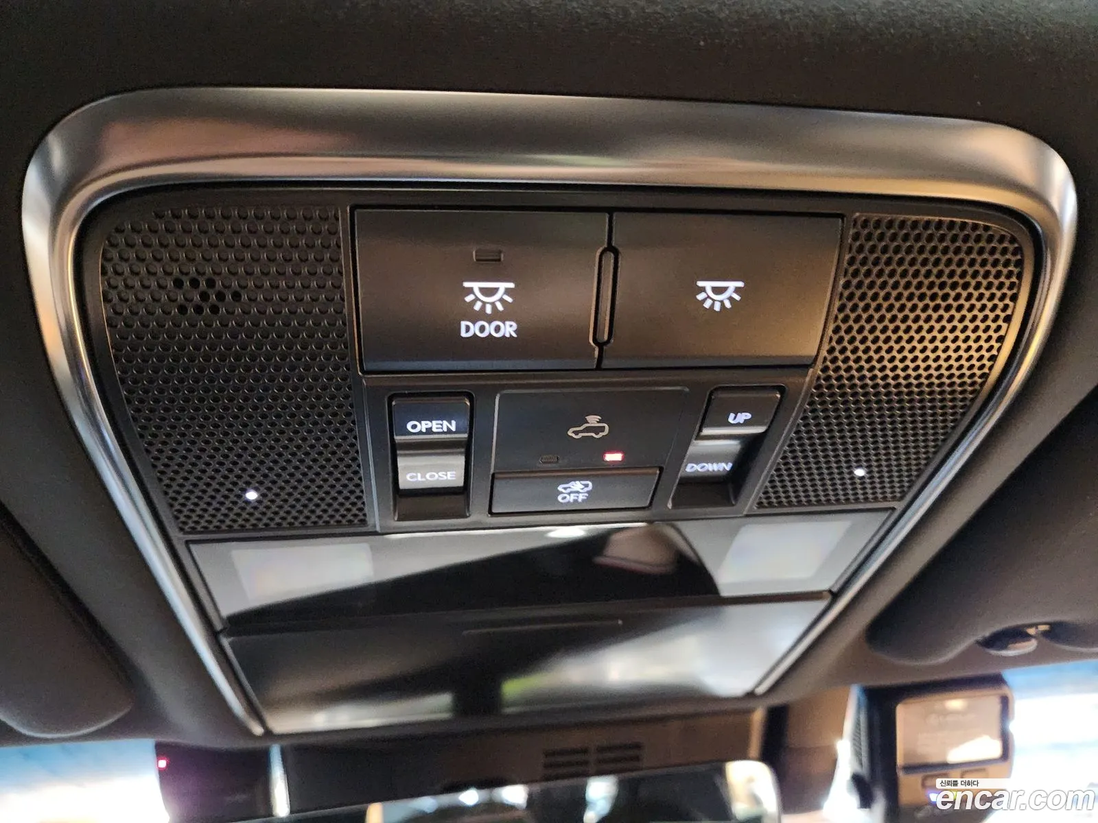 Lexus LX 2025 — 16