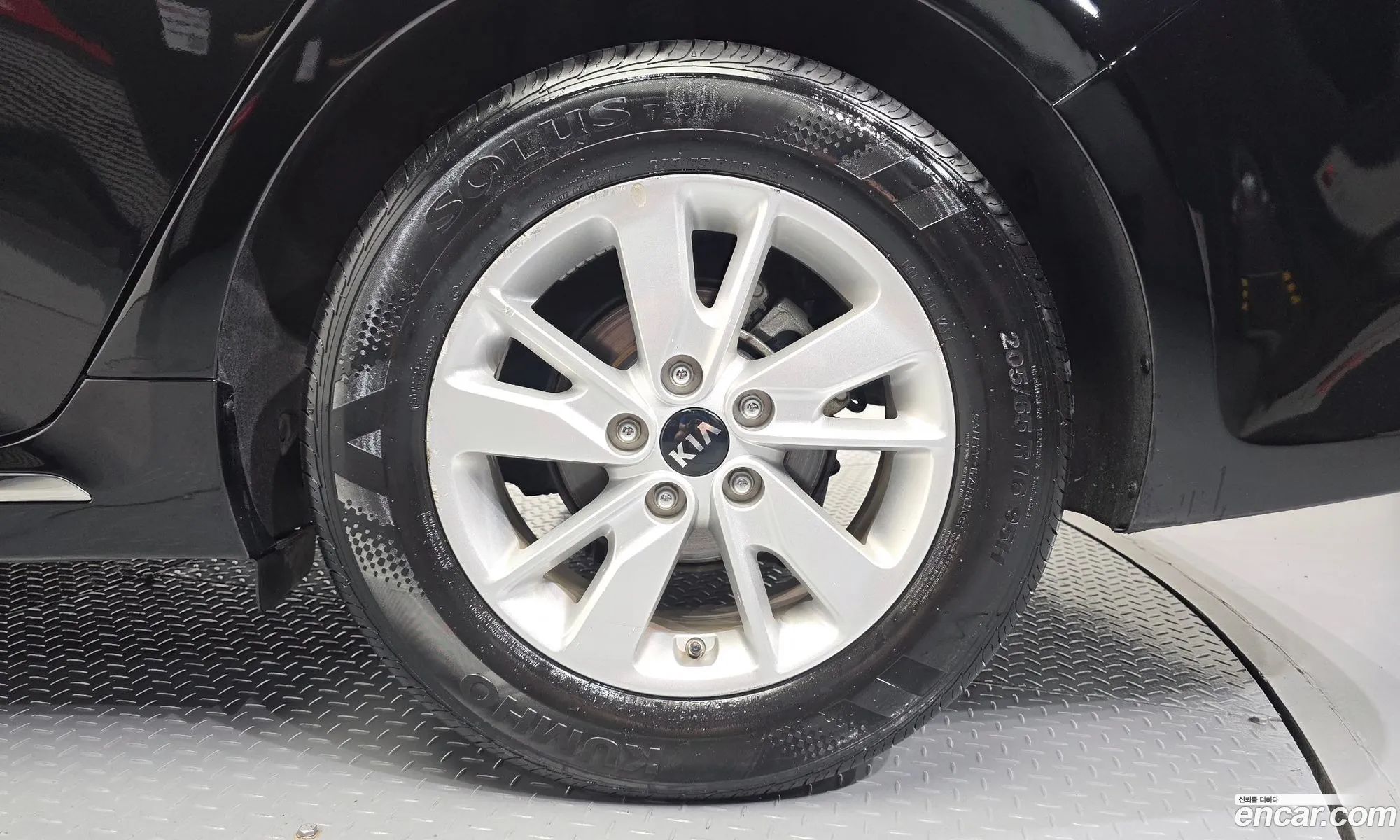 Kia K5 2018 — 23