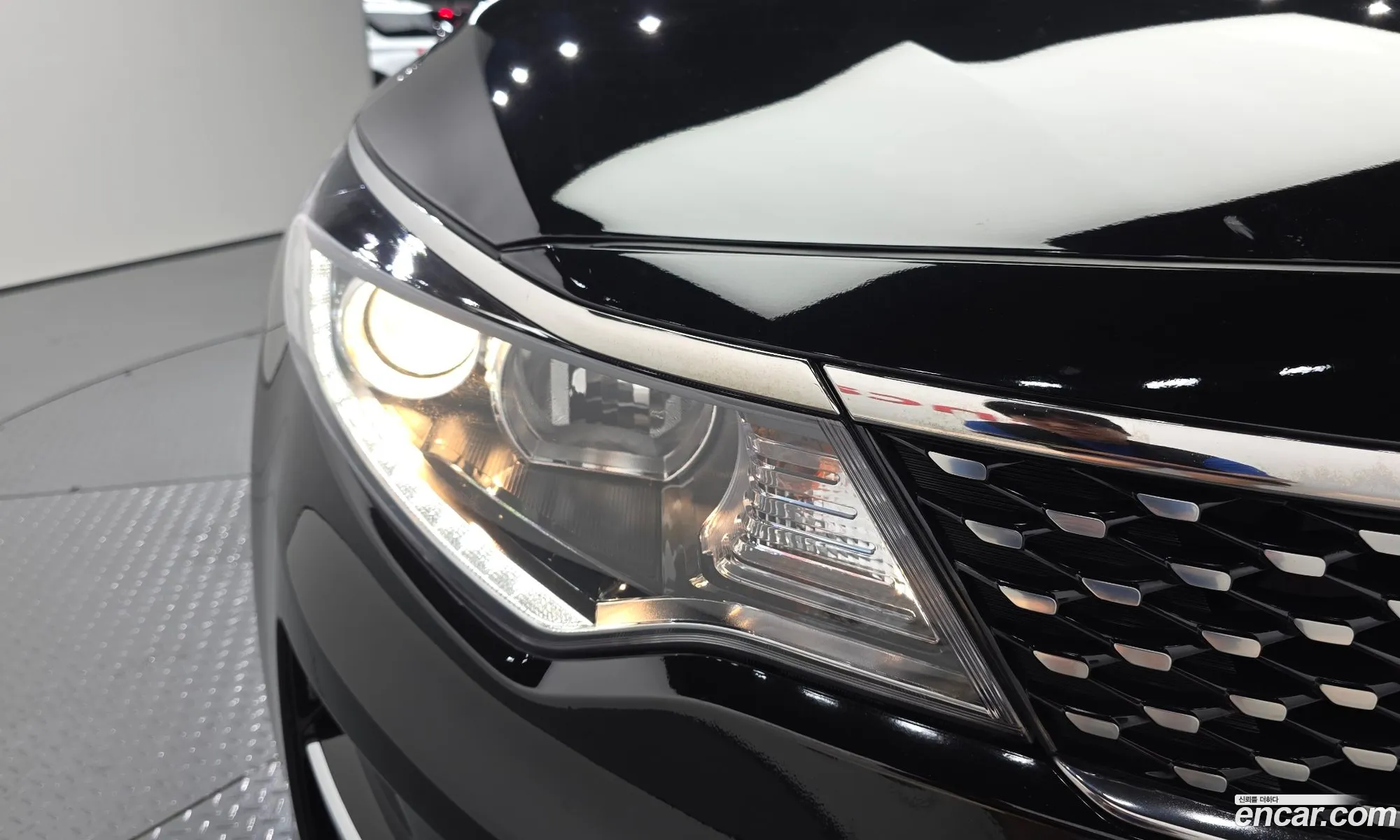 Kia K5 2018 — 19