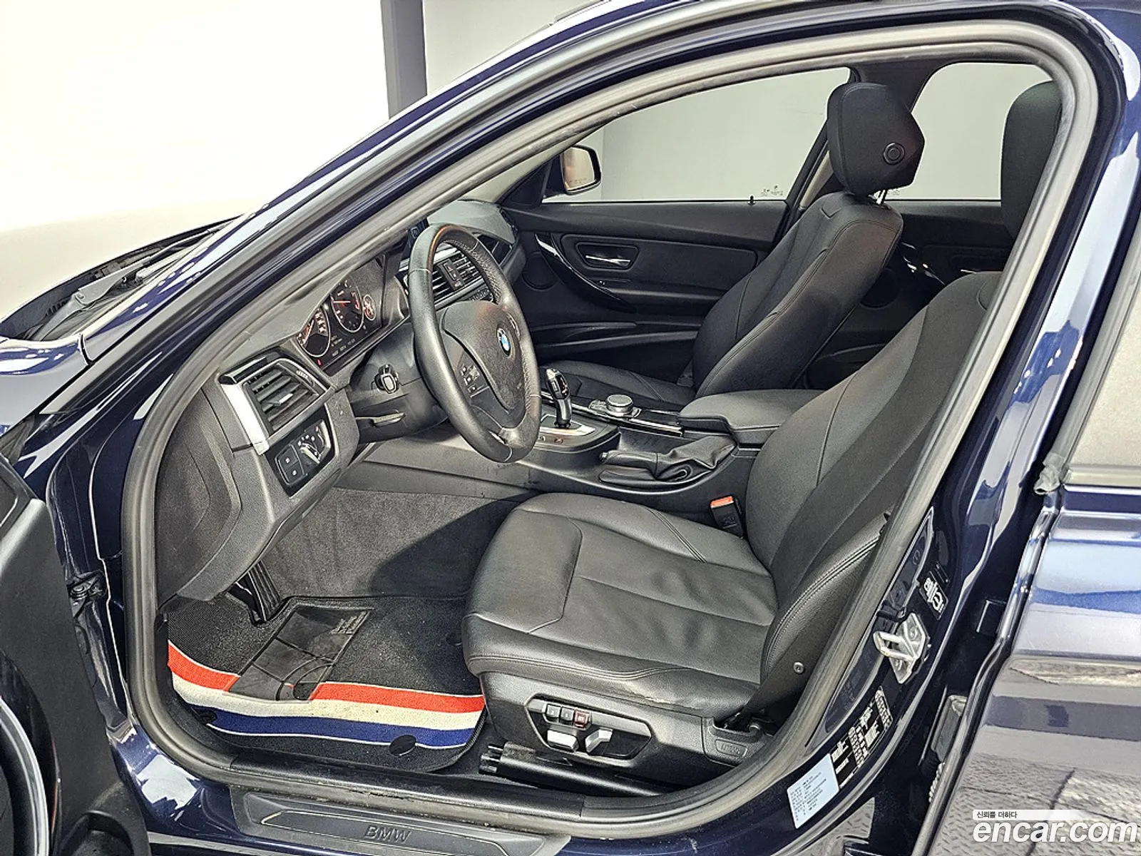 BMW 3 Series 2017 — 12