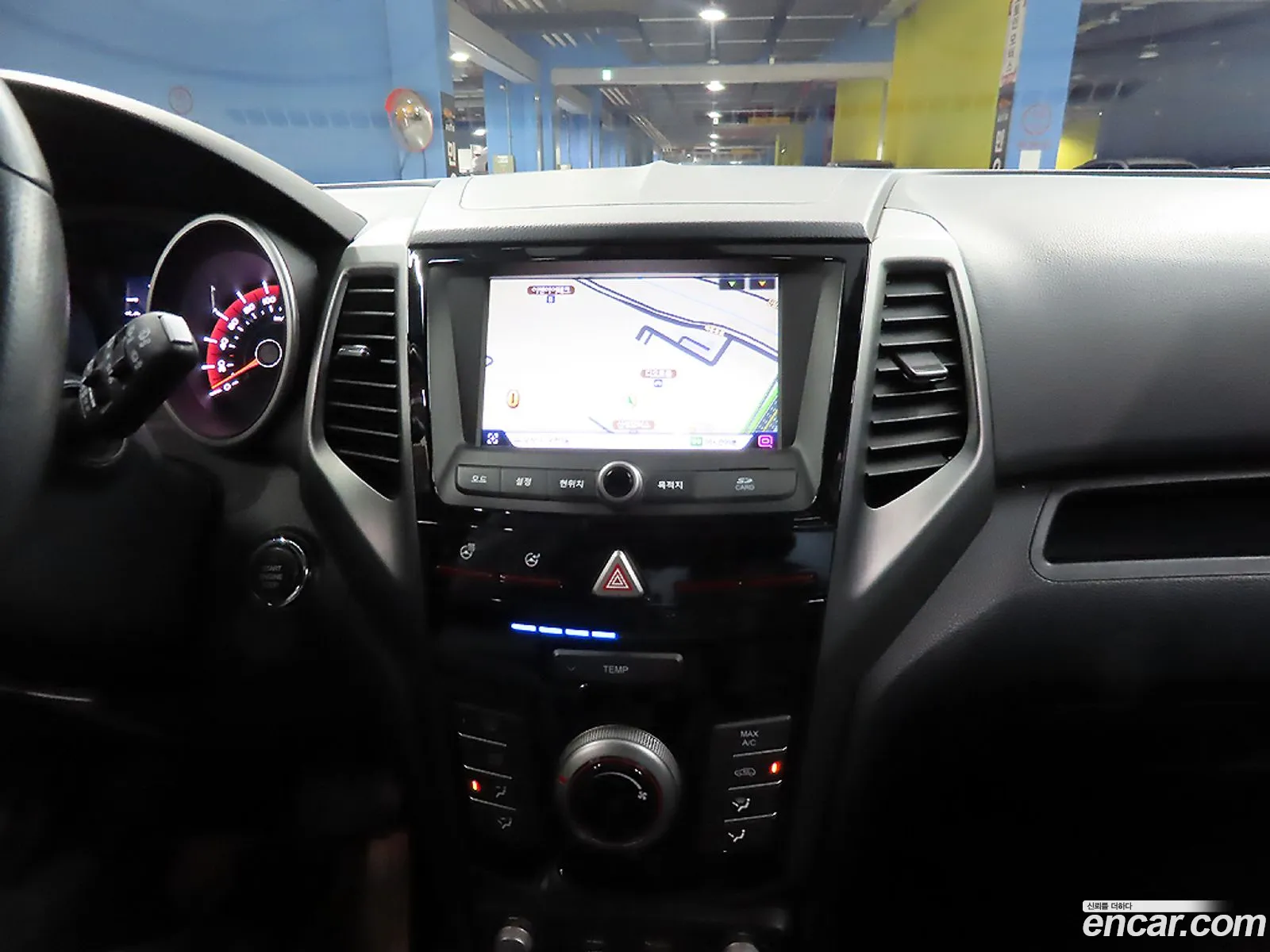 KG Mobility (SsangYong) Tivoli Armour 2017 — 12