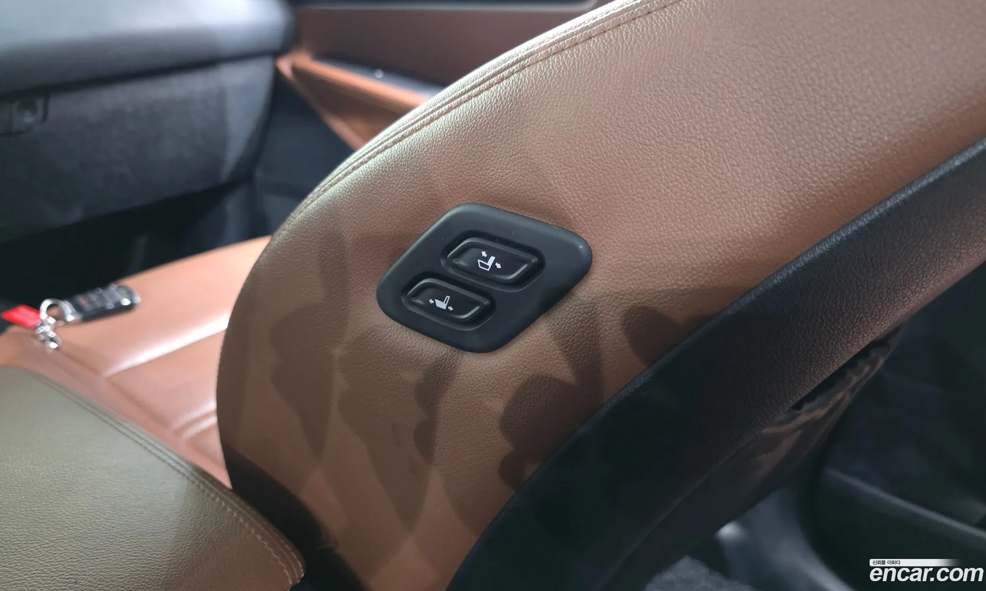 Kia Sorento 2017 KNAPS81BDJA424009 — 24
