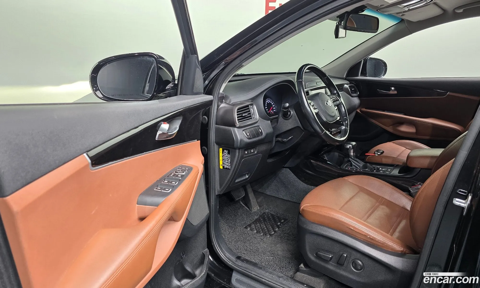 Kia Sorento 2017 KNAPS81BDJA424009 — 13