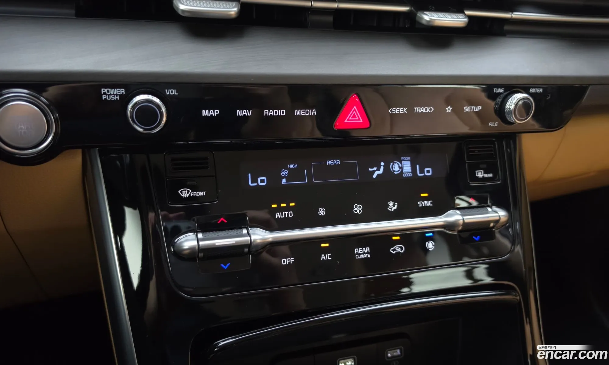 Kia Carnival 2021 — 2