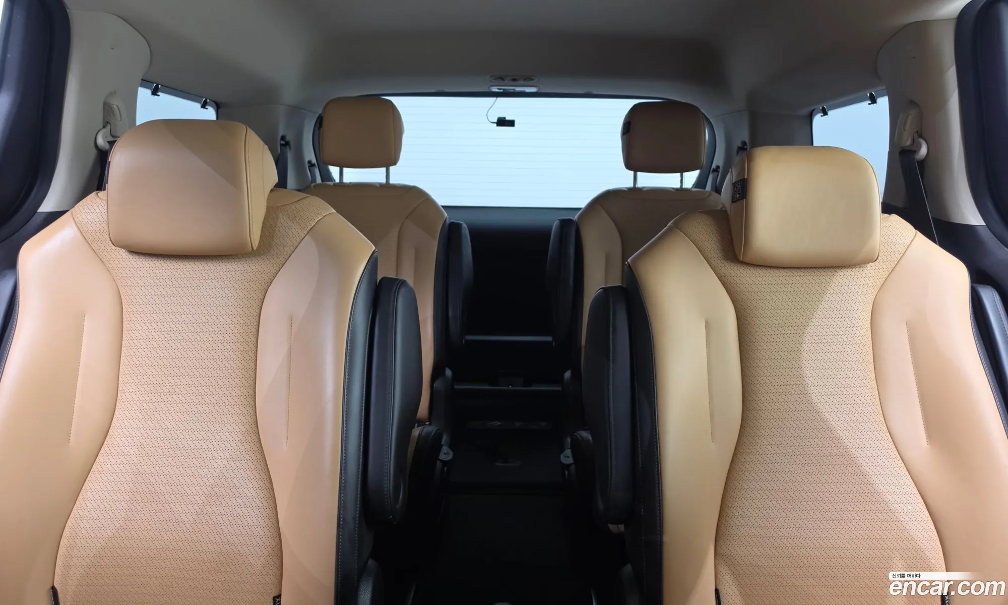 Kia Carnival 2021 — 30