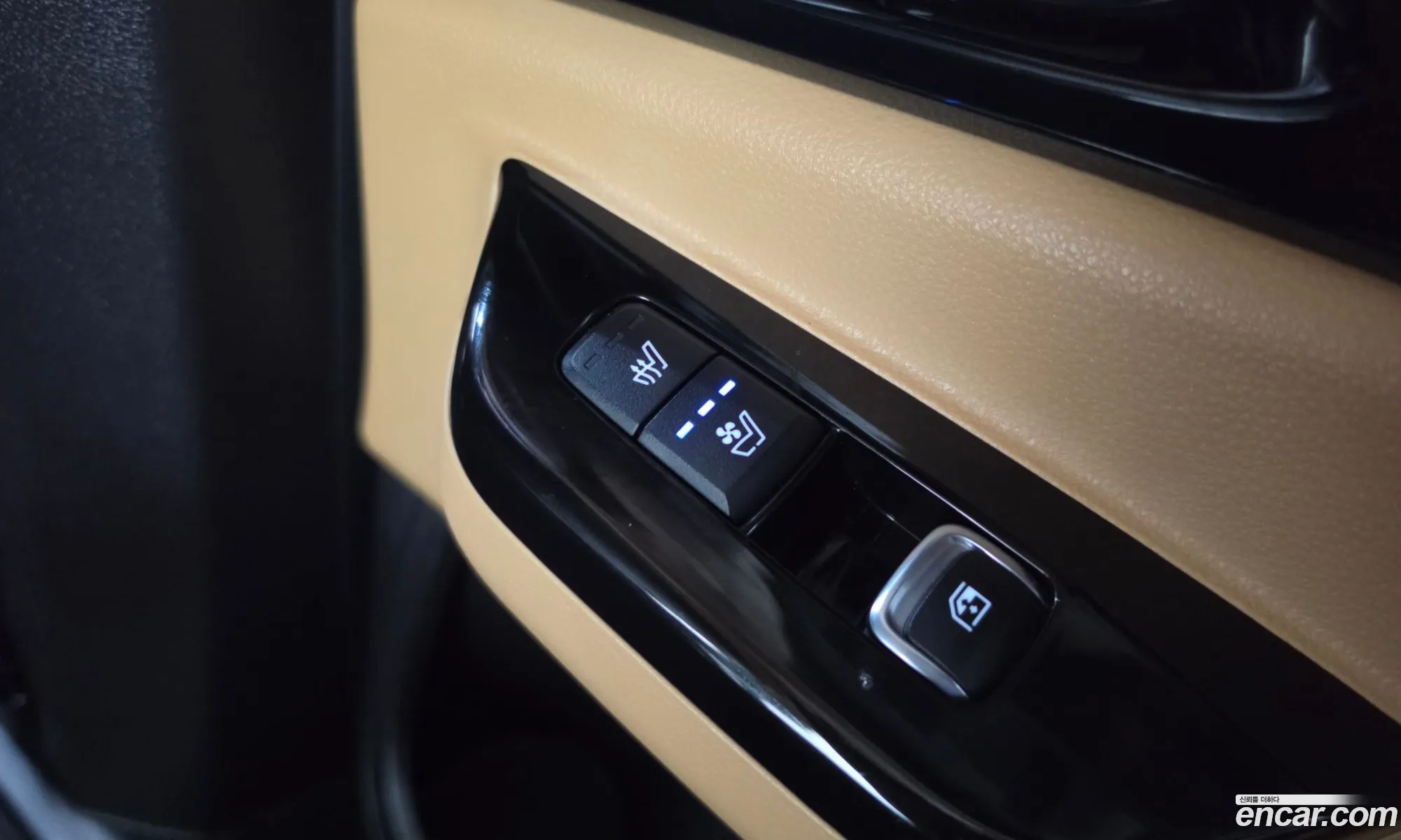 Kia Carnival 2021 — 23