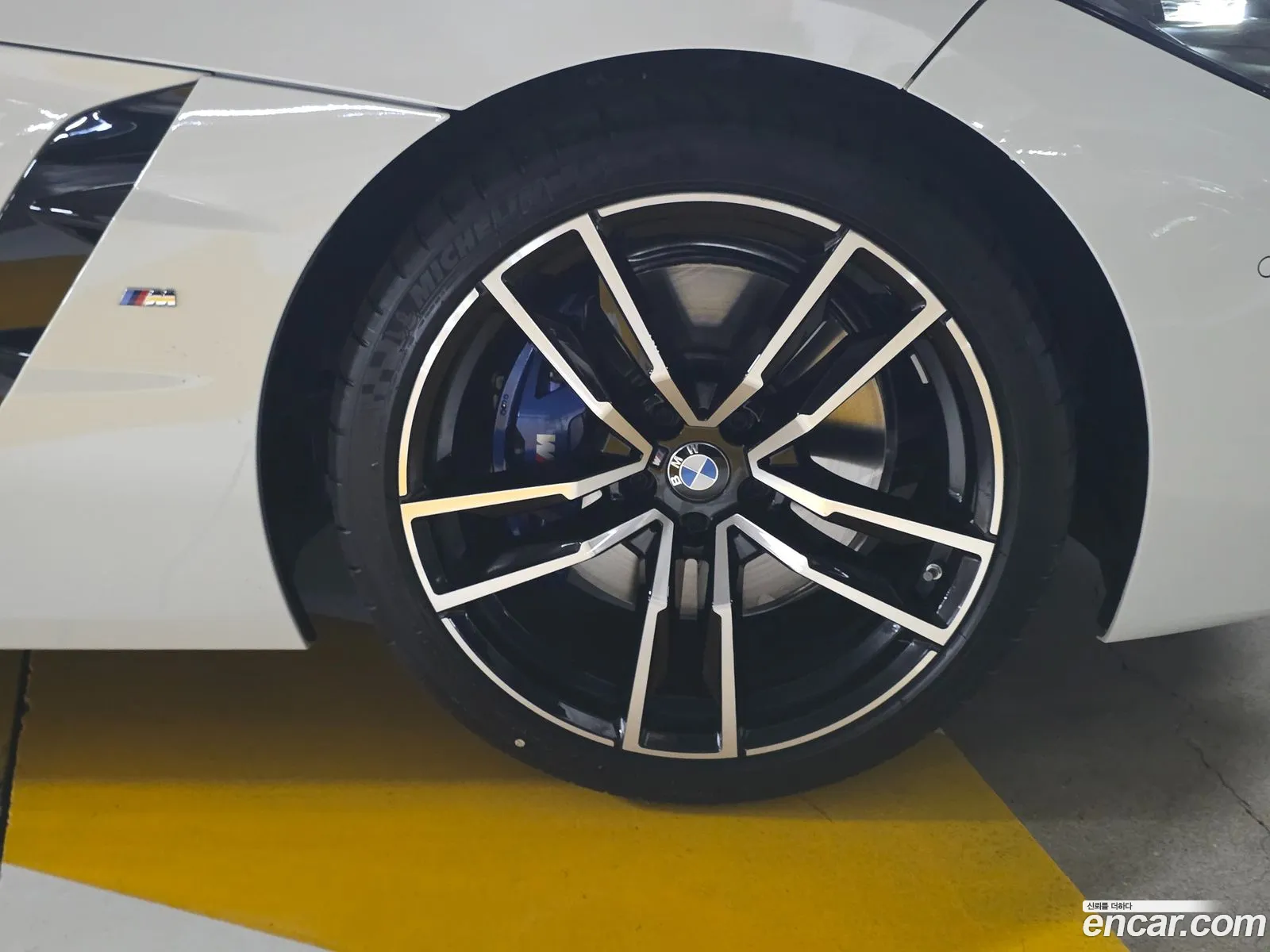 BMW Z4 2026 — 9