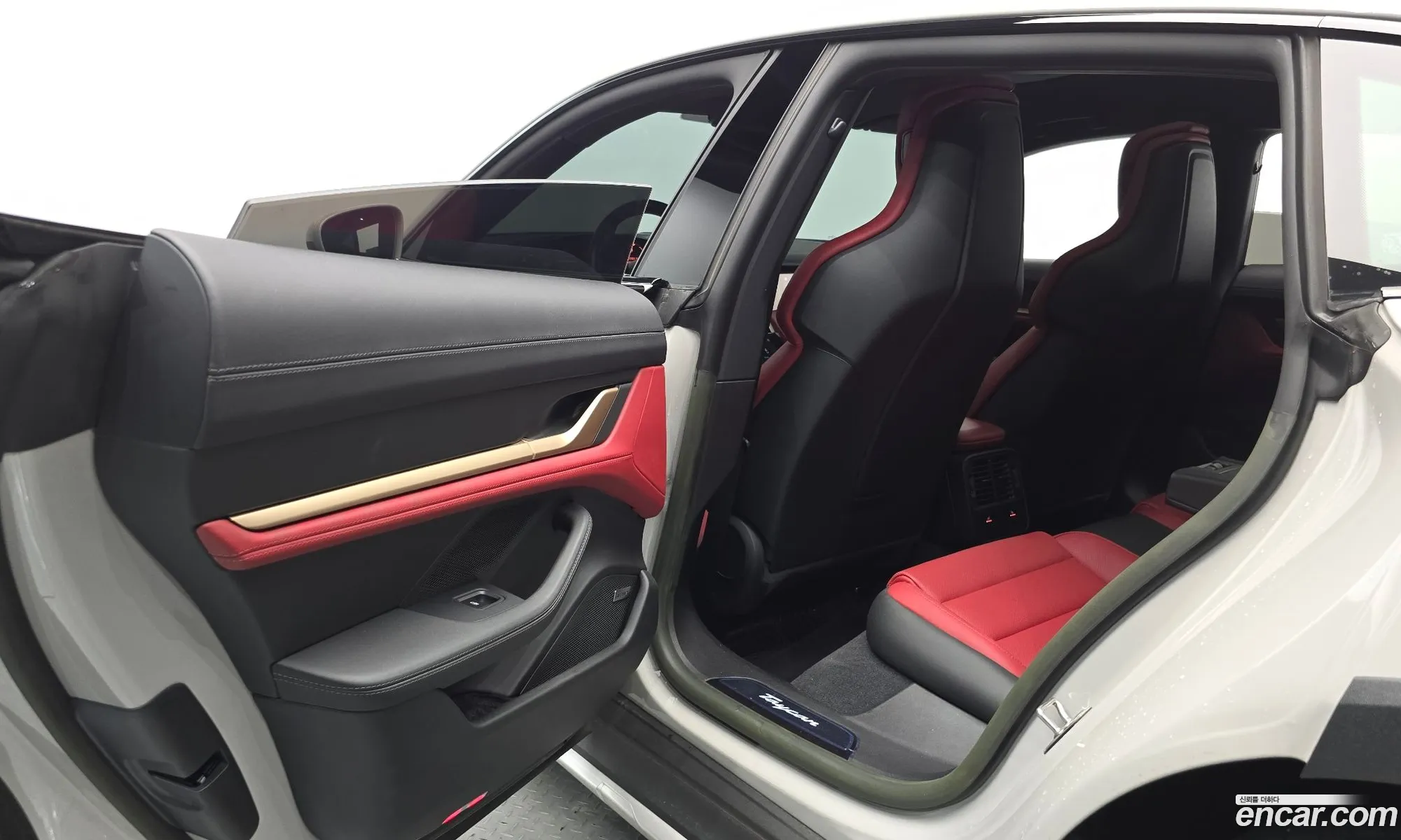 Porsche Taycan 2023 WP0BB2Y14PSA65589 — 31