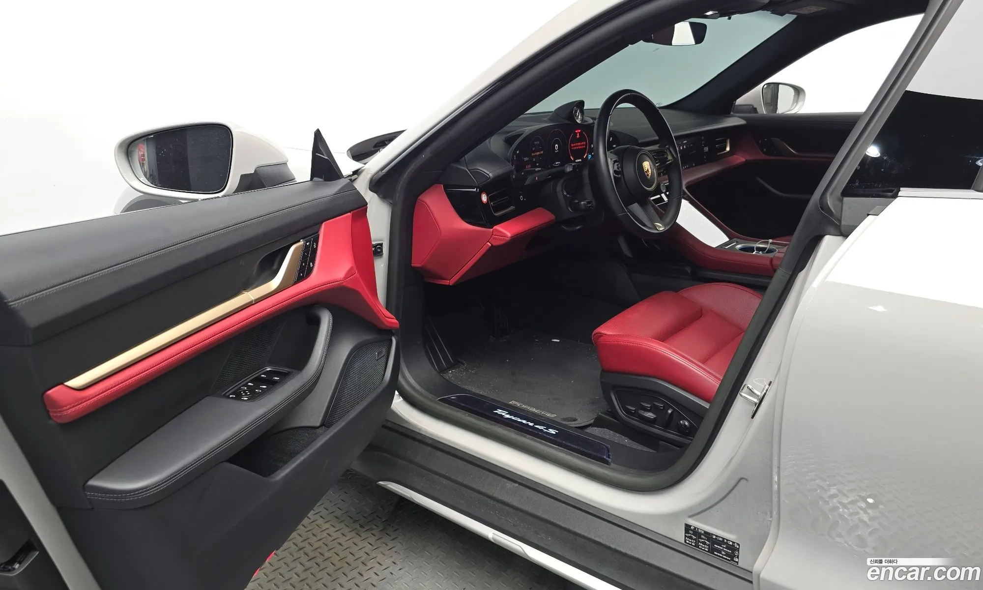 Porsche Taycan 2023 WP0BB2Y14PSA65589 — 32