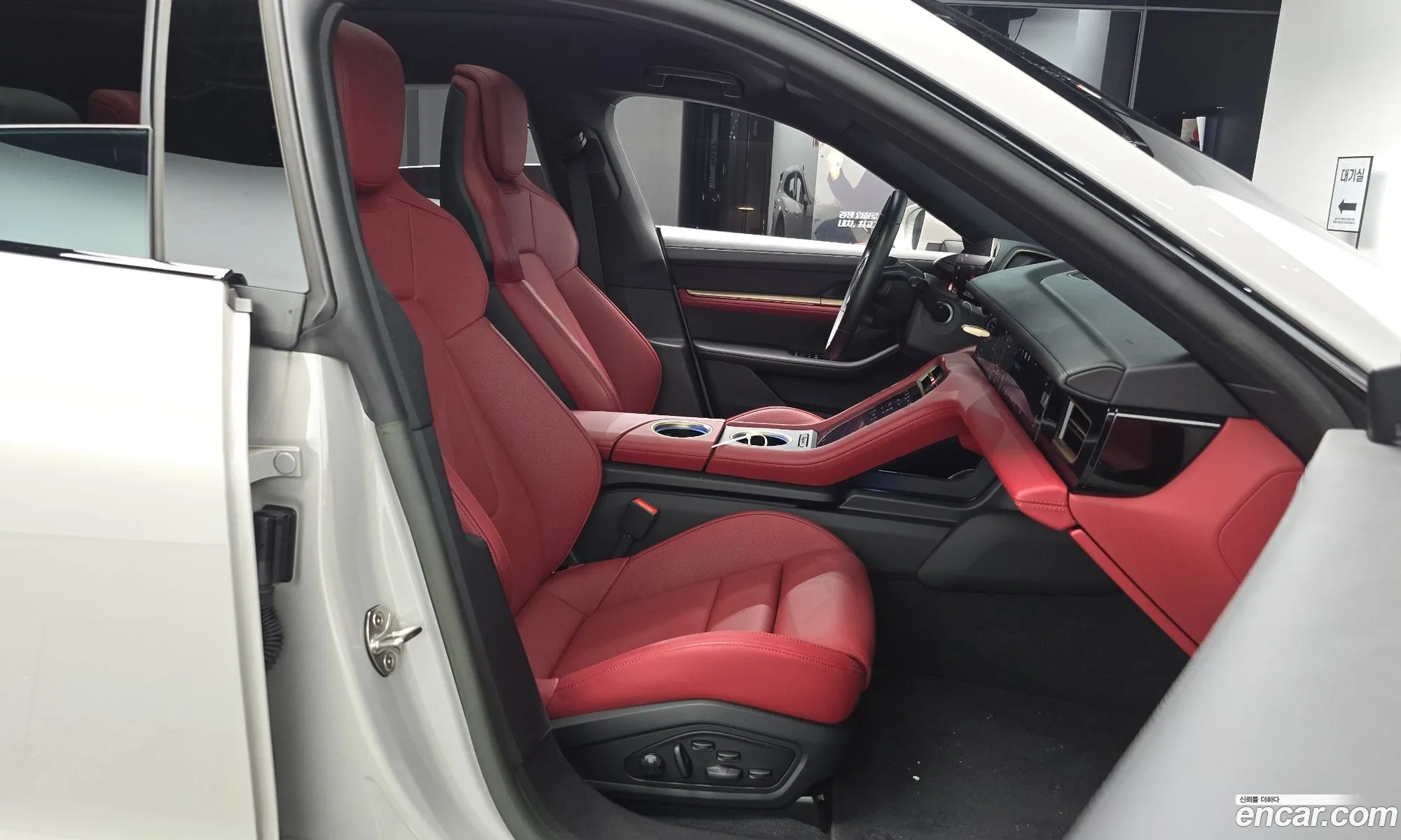 Porsche Taycan 2023 WP0BB2Y14PSA65589 — 13