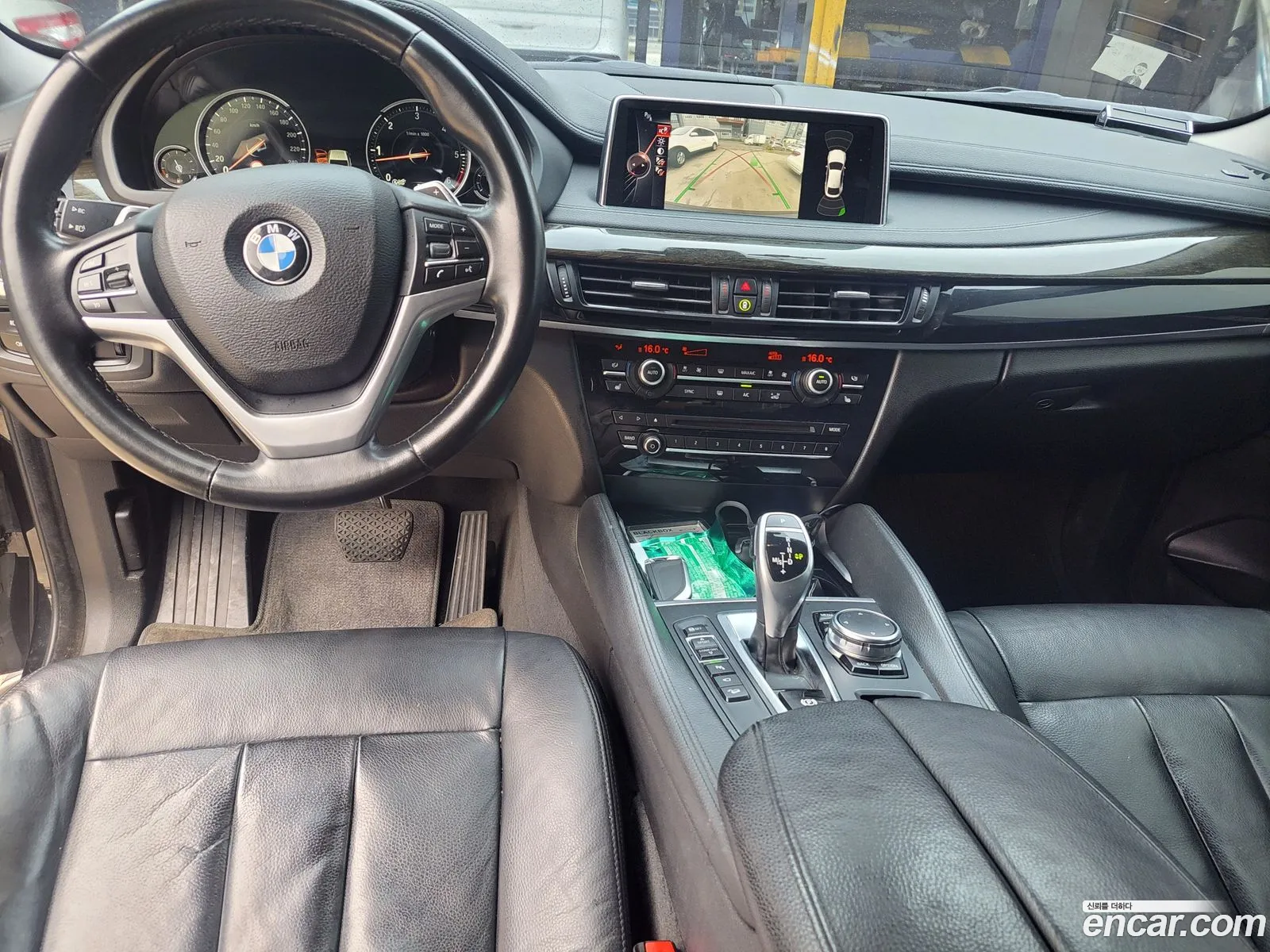 BMW X6 2016 — 12